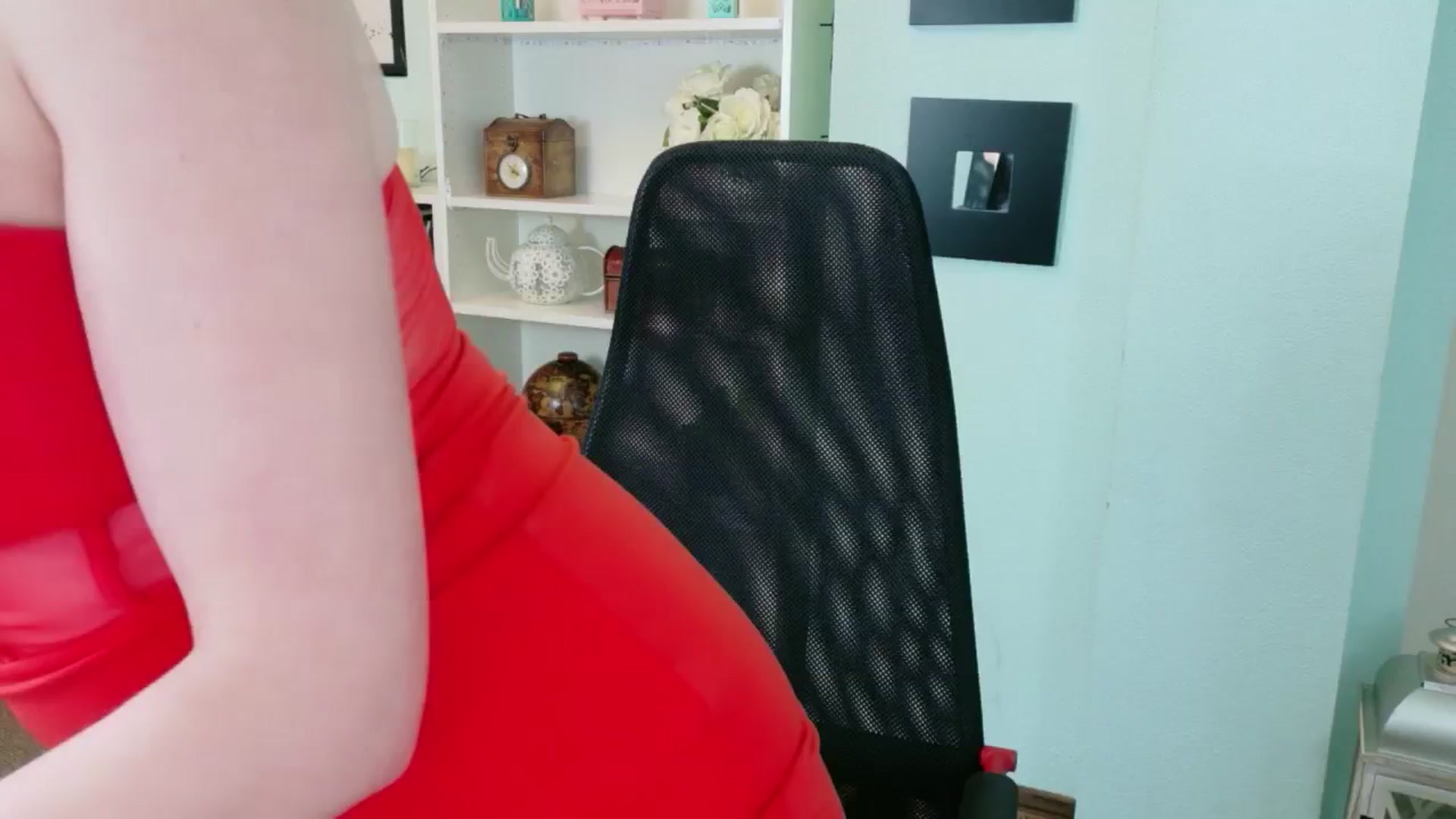 Gallery image thumbnail from Lisa_Caprice's myfreecams stream on, 02/17/2026, 13:17 image 2 of 20