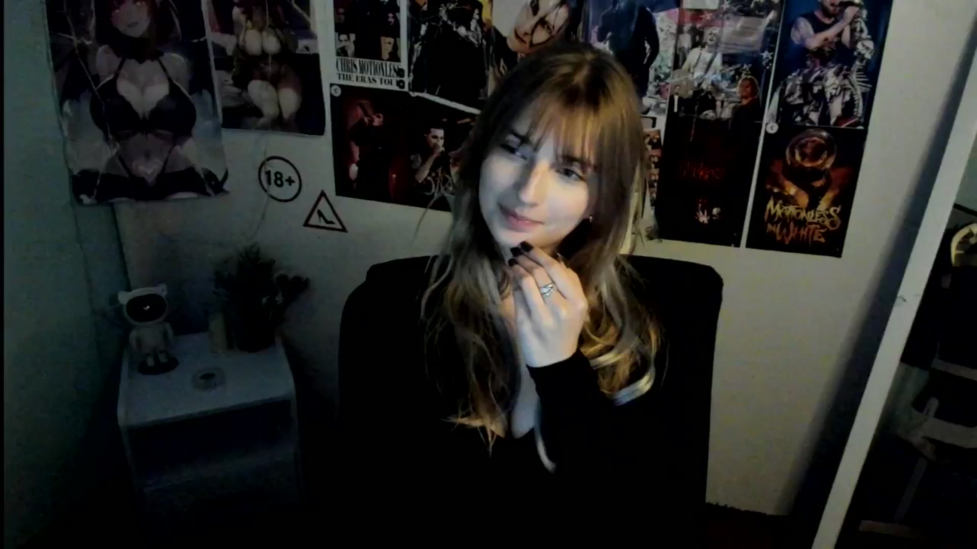 Gallery image thumbnail from Lisa_Star_'s myfreecams stream on, 10/25/2025, 10:07 image 20 of 20