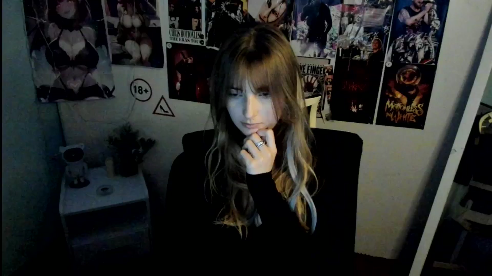 Gallery image thumbnail from Lisa_Star_'s myfreecams stream on, 10/25/2025, 10:07 image 2 of 20