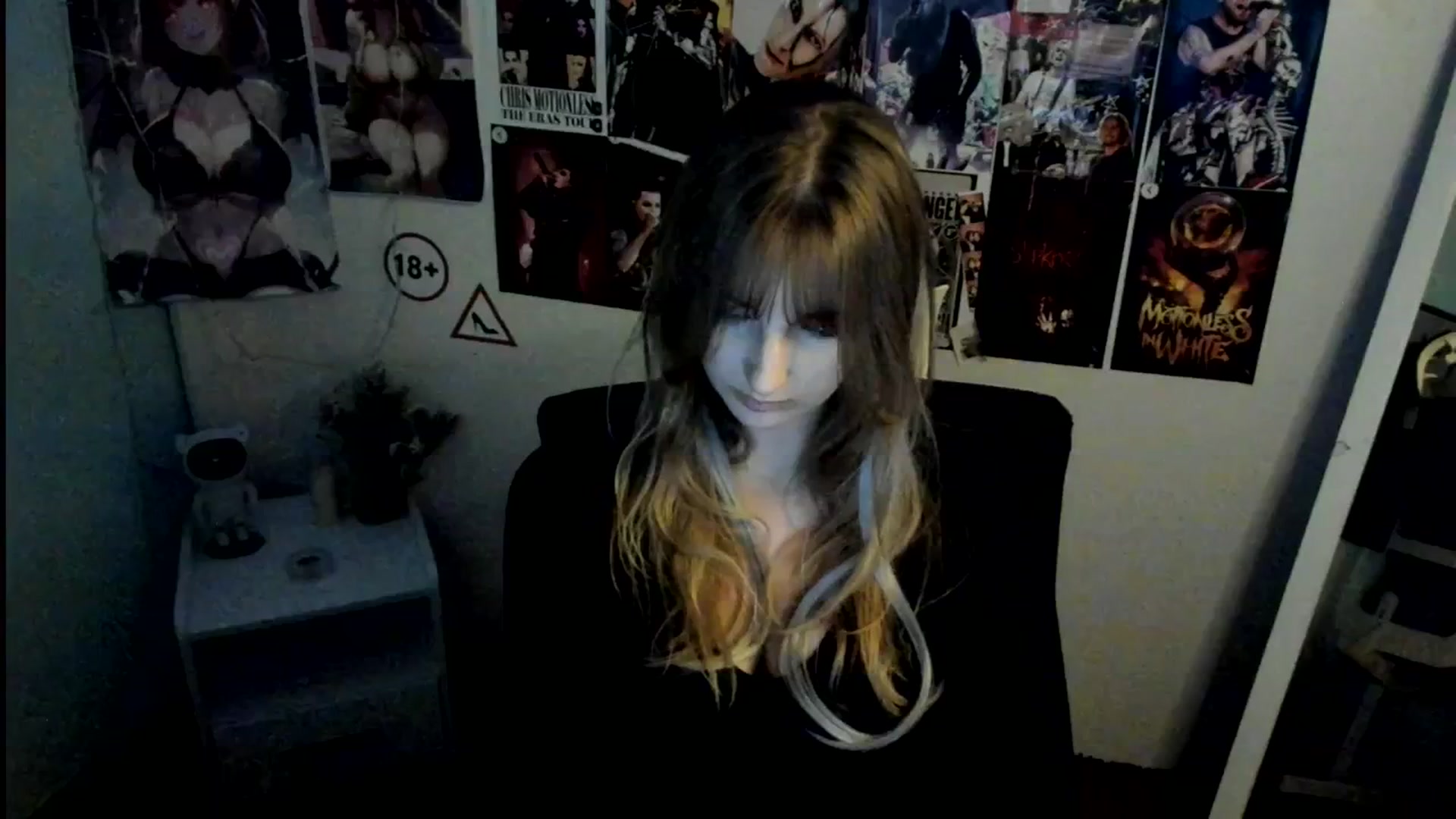 Gallery image thumbnail from Lisa_Star_'s myfreecams stream on, 10/25/2025, 10:07 image 4 of 20