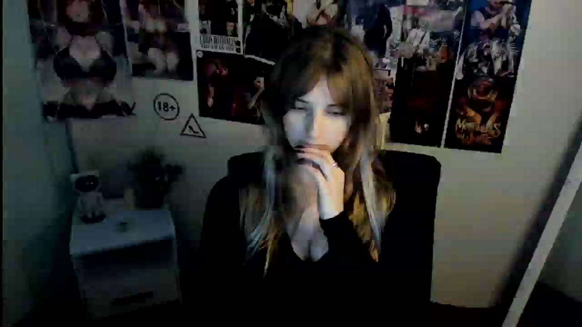 Gallery image thumbnail from Lisa_Star_'s myfreecams stream on, 10/25/2025, 10:59 image 5 of 20
