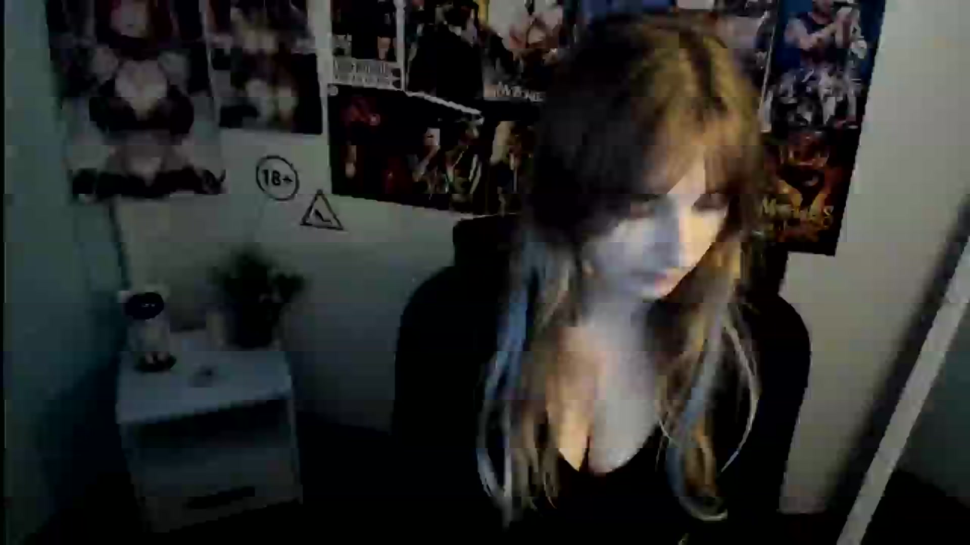 Gallery image thumbnail from Lisa_Star_'s myfreecams stream on, 10/25/2025, 10:59 image 14 of 20