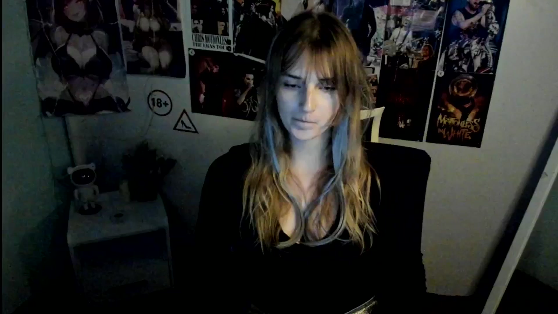 Gallery image thumbnail from Lisa_Star_'s myfreecams stream on, 10/25/2025, 14:08 image 5 of 20