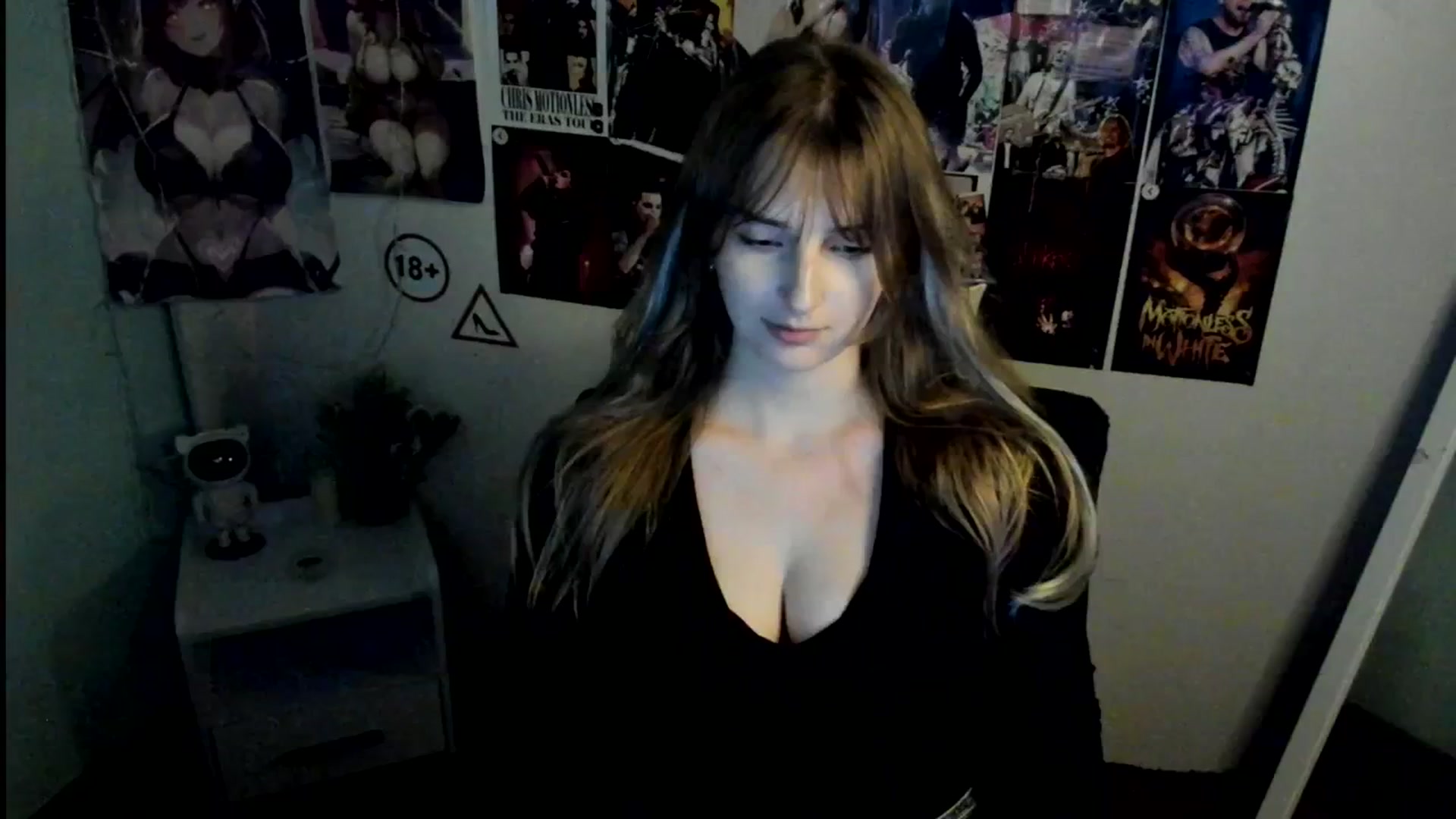 Gallery image thumbnail from Lisa_Star_'s myfreecams stream on, 10/25/2025, 14:08 image 7 of 20