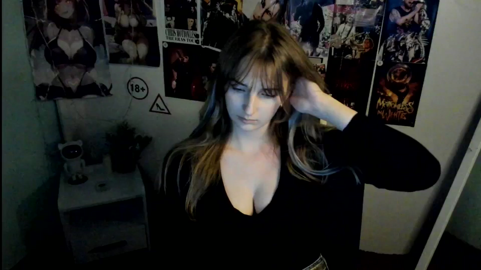Gallery image thumbnail from Lisa_Star_'s myfreecams stream on, 10/25/2025, 14:08 image 8 of 20