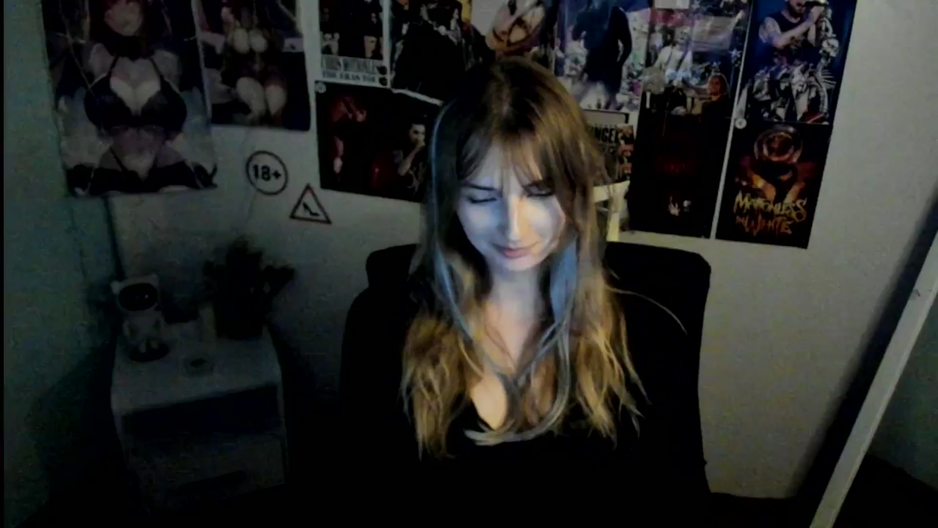 Gallery image thumbnail from Lisa_Star_'s myfreecams stream on, 10/25/2025, 14:08 image 4 of 20