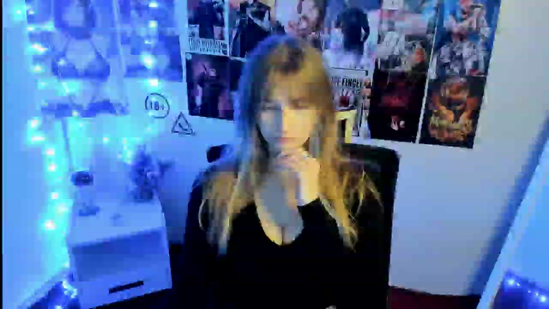 Gallery image thumbnail from Lisa_Star_'s myfreecams stream on, 10/25/2025, 15:03 image 9 of 20