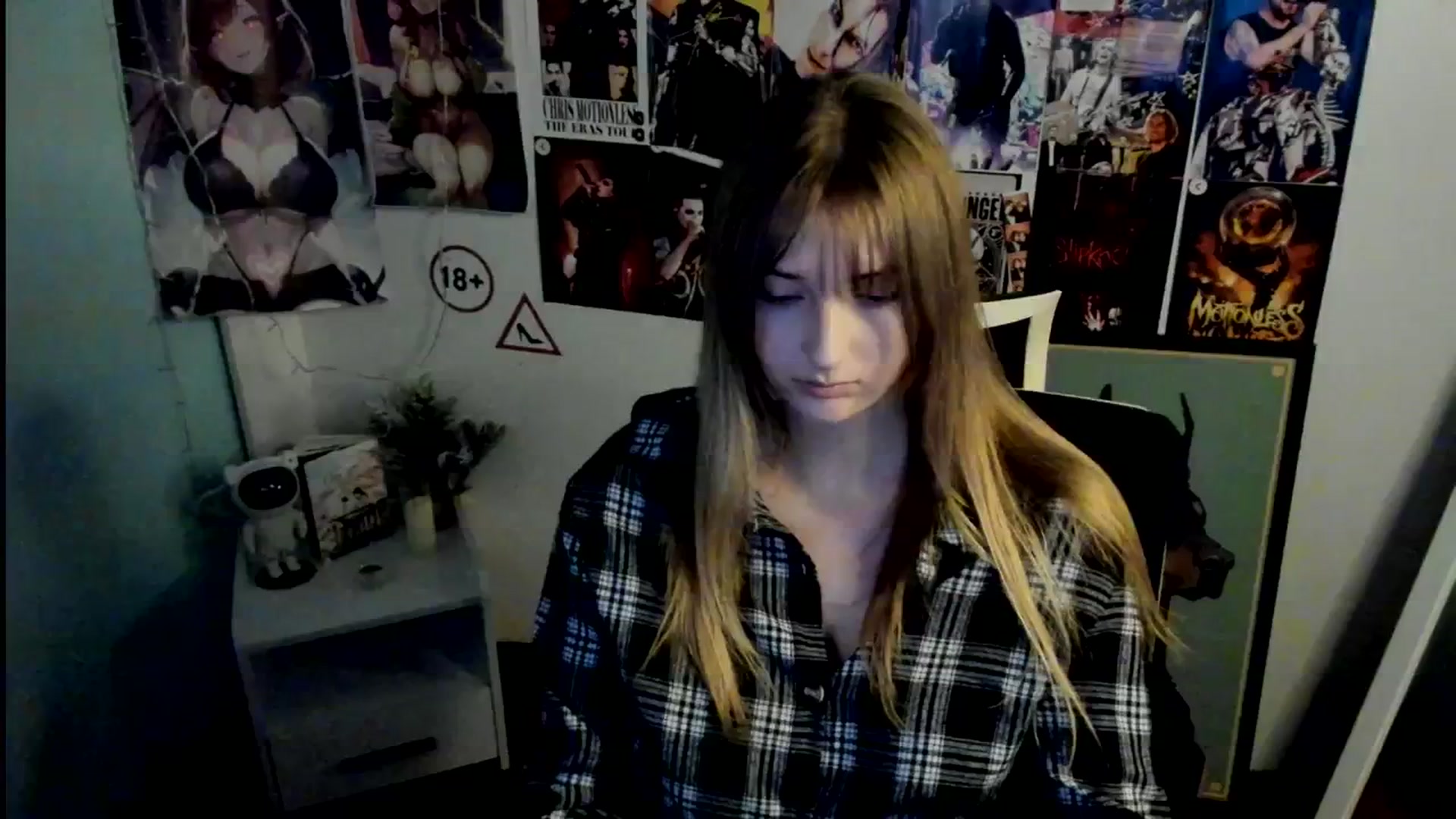 Gallery image thumbnail from Lisa_Star_'s myfreecams stream on, 10/26/2025, 13:43 image 20 of 20