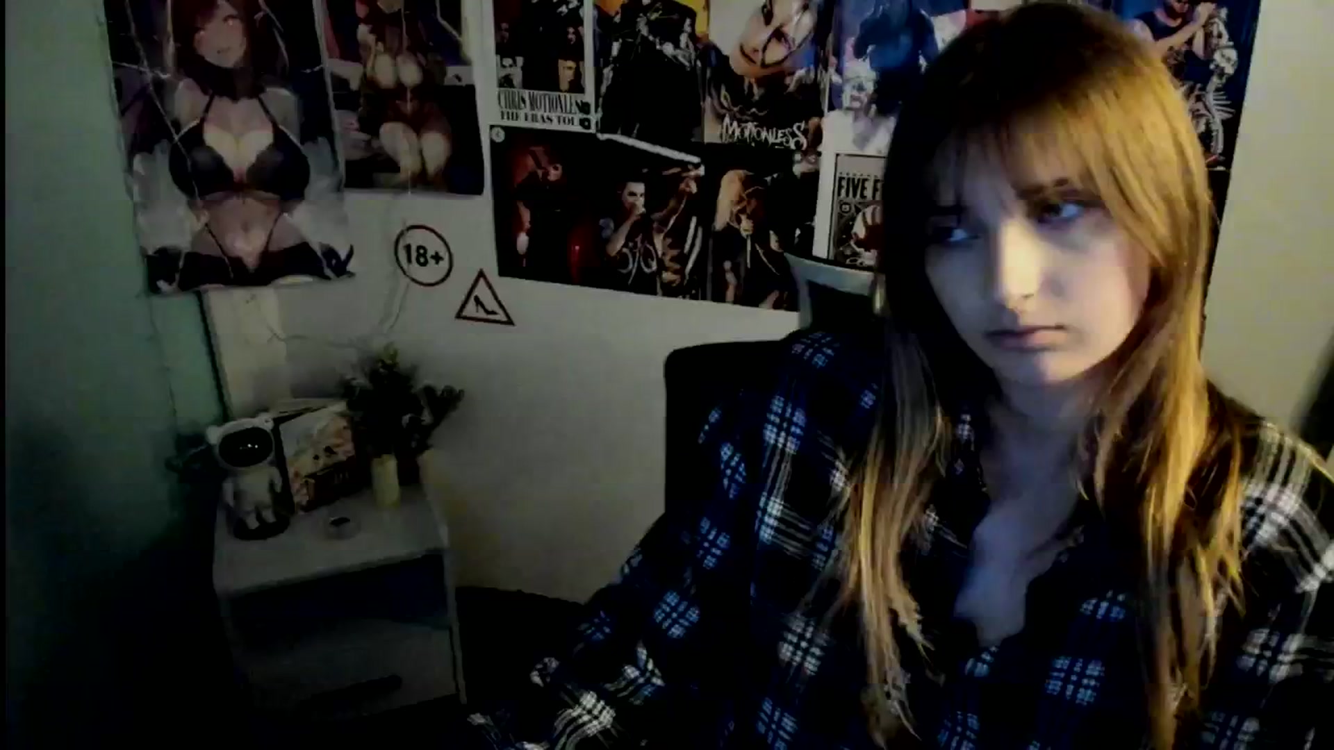 Gallery image thumbnail from Lisa_Star_'s myfreecams stream on, 10/26/2025, 17:07 image 19 of 20