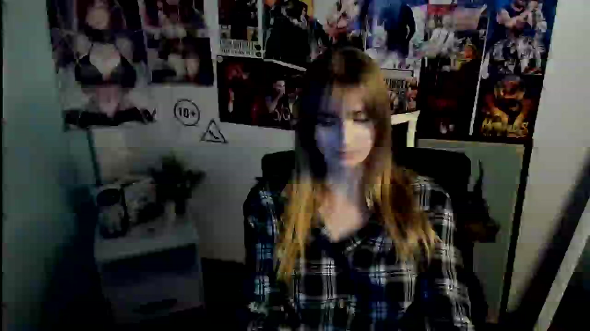 Gallery image thumbnail from Lisa_Star_'s myfreecams stream on, 10/26/2025, 17:35 image 2 of 20