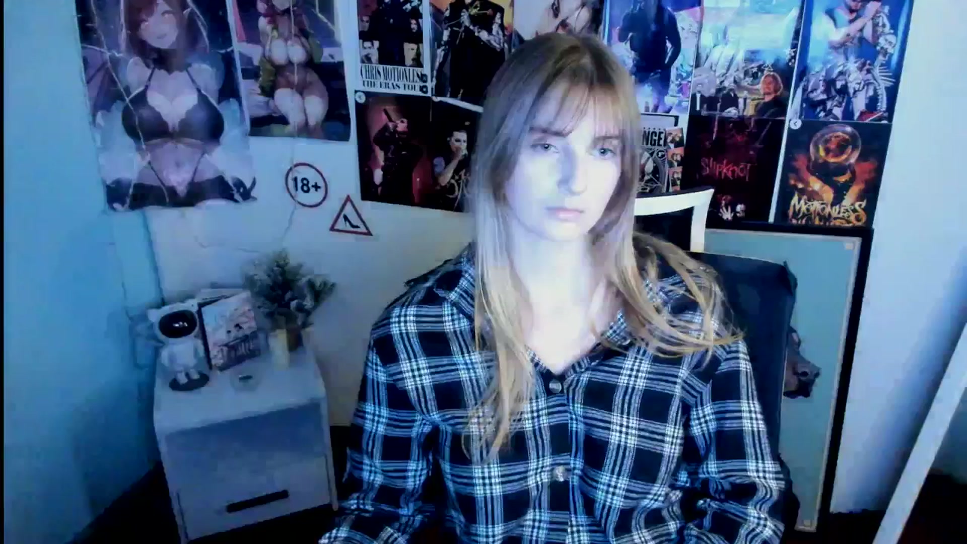Gallery image thumbnail from Lisa_Star_'s myfreecams stream on, 10/26/2025, 18:15 image 2 of 20