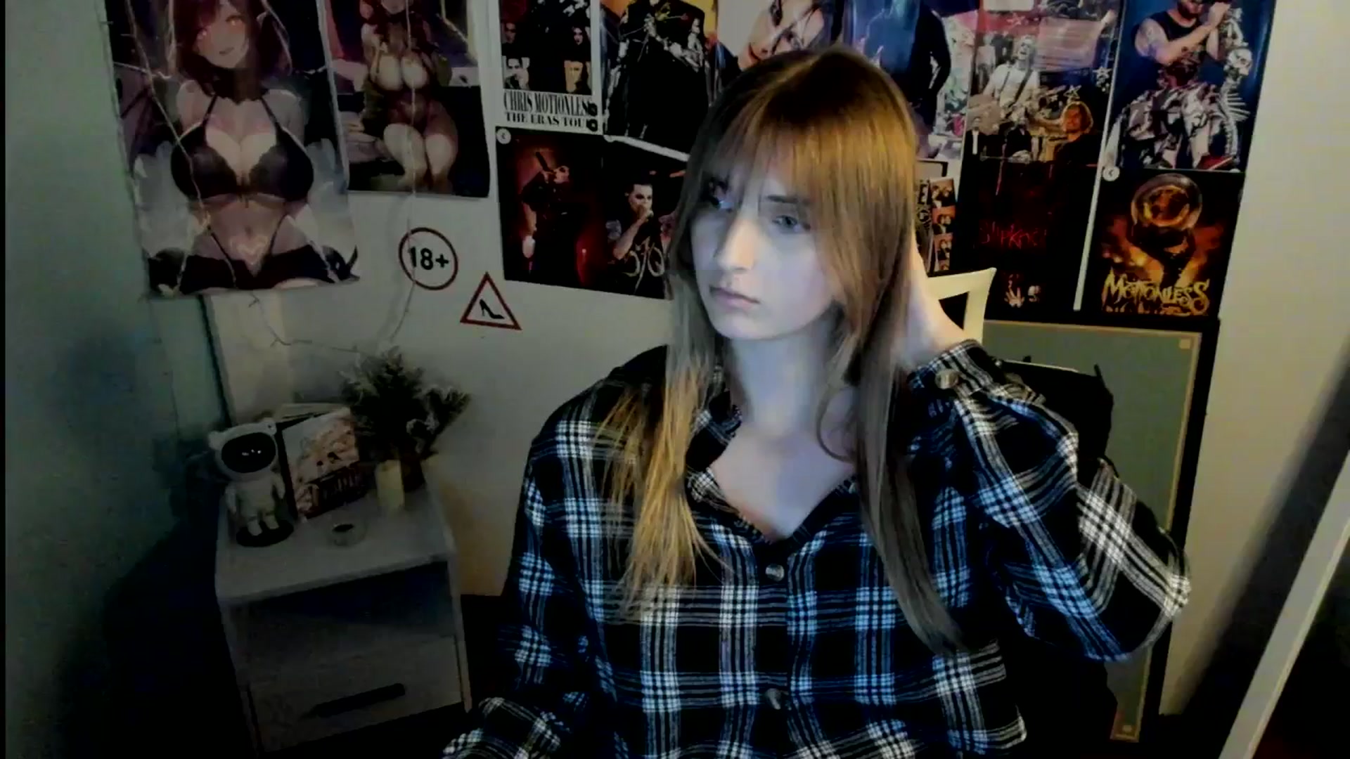 Gallery image thumbnail from Lisa_Star_'s myfreecams stream on, 10/26/2025, 18:41 image 20 of 20