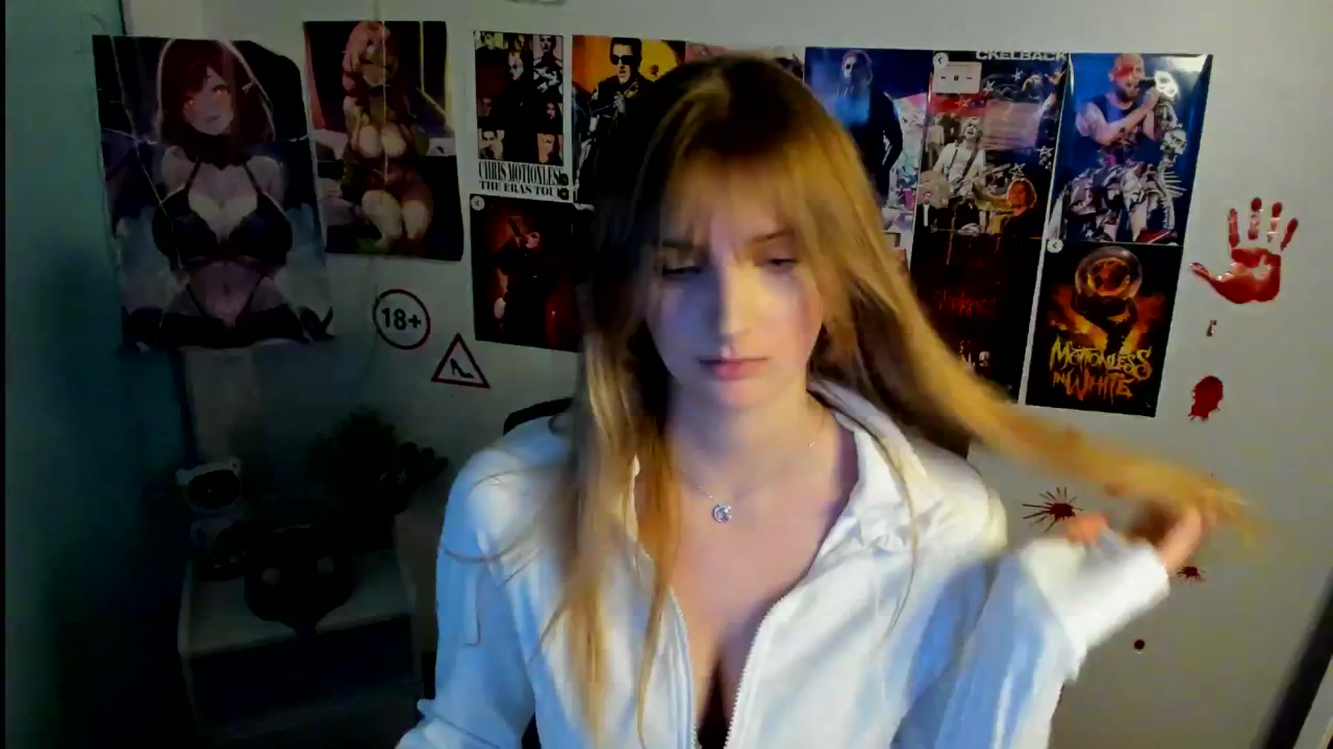 Gallery image thumbnail from Lisa_Star_'s myfreecams stream on, 11/01/2025, 14:22 image 19 of 20