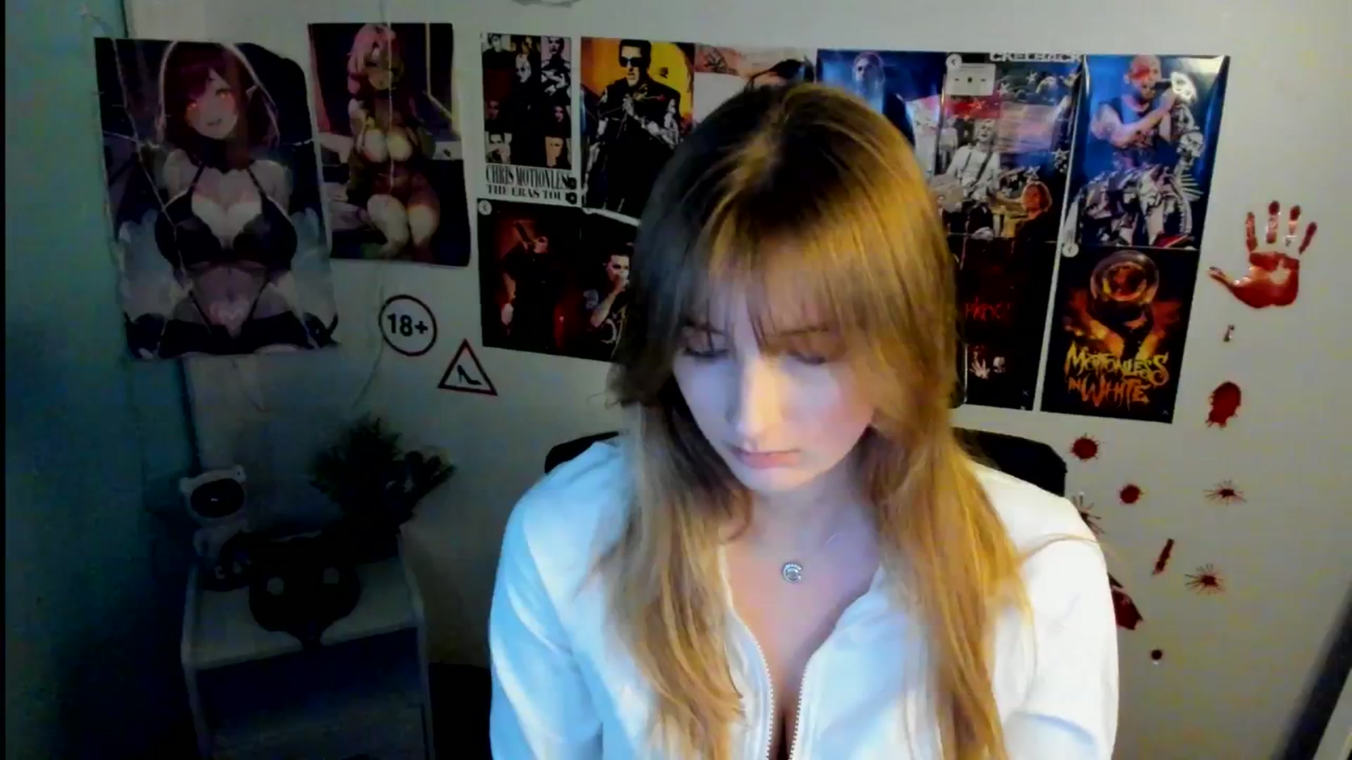 Gallery image thumbnail from Lisa_Star_'s myfreecams stream on, 11/01/2025, 15:39 image 11 of 20