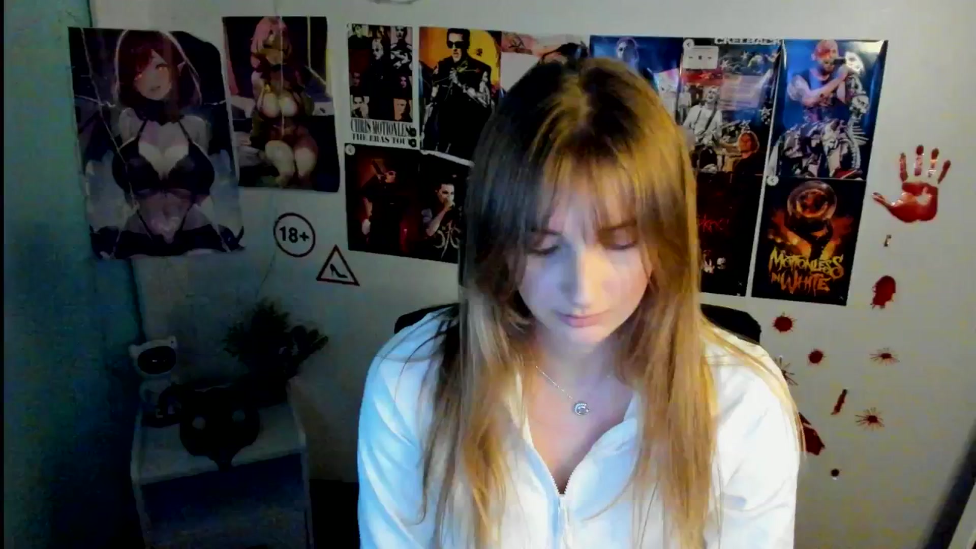 Gallery image thumbnail from Lisa_Star_'s myfreecams stream on, 11/01/2025, 15:39 image 3 of 20