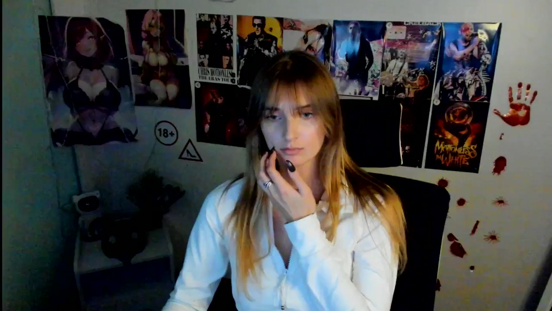 Gallery image thumbnail from Lisa_Star_'s myfreecams stream on, 11/01/2025, 16:27 image 11 of 20