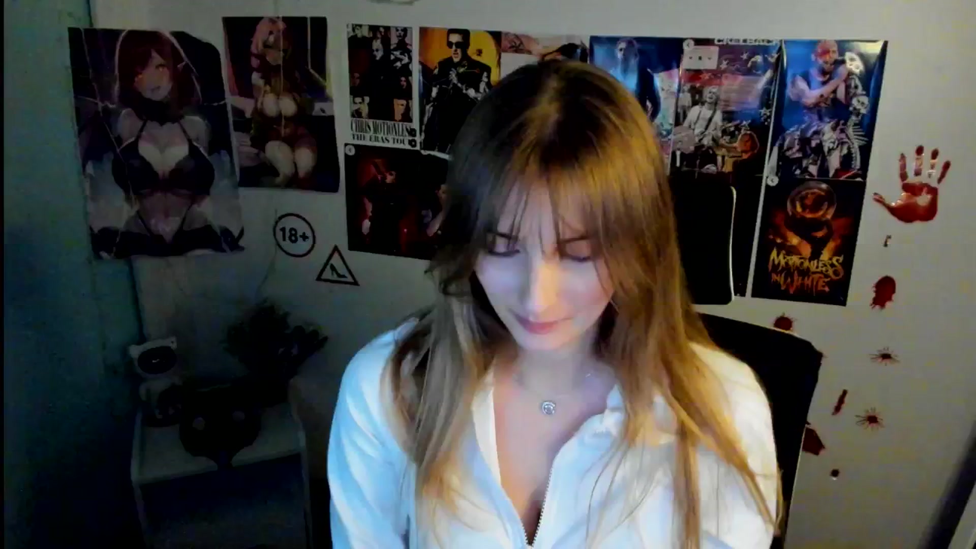 Gallery image thumbnail from Lisa_Star_'s myfreecams stream on, 11/01/2025, 16:27 image 17 of 20