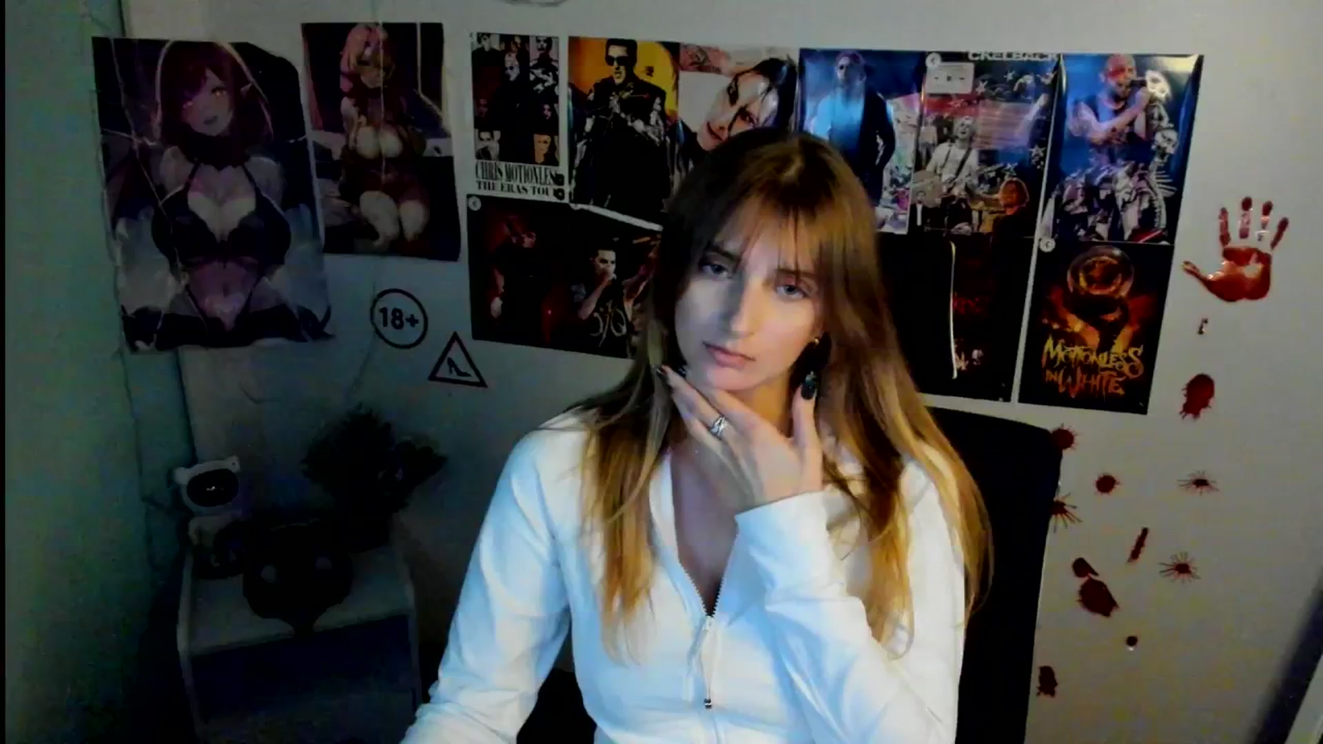 Gallery image thumbnail from Lisa_Star_'s myfreecams stream on, 11/01/2025, 16:27 image 3 of 20