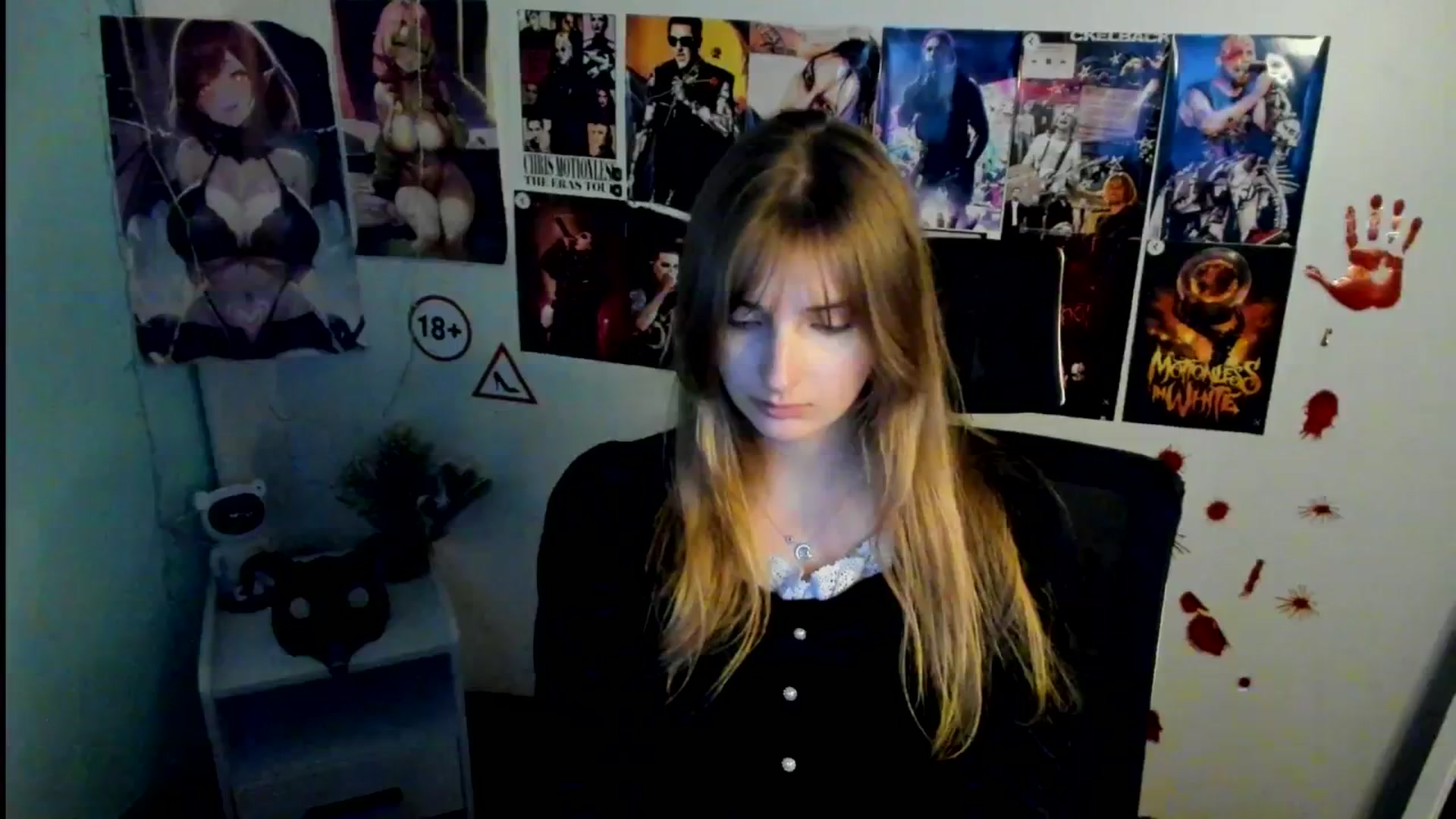 Gallery image thumbnail from Lisa_Star_'s myfreecams stream on, 11/02/2025, 15:51 image 5 of 20