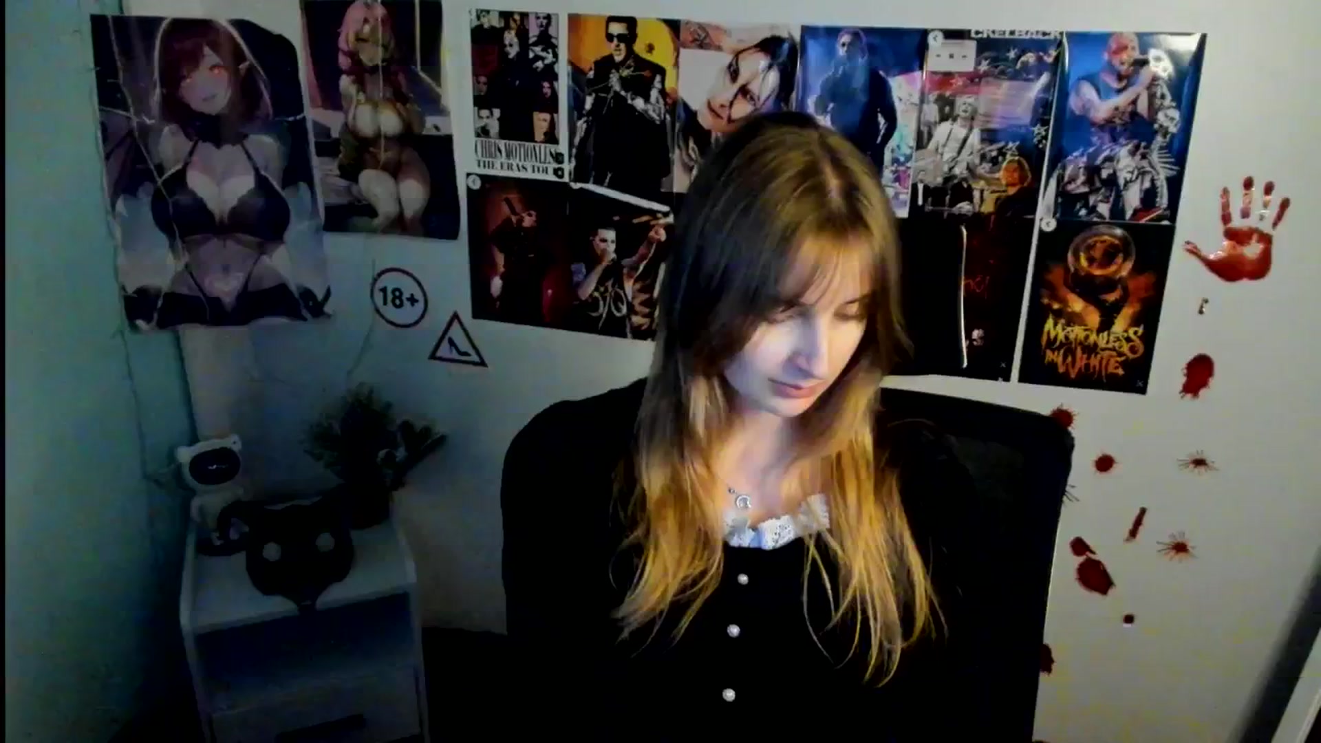 Gallery image thumbnail from Lisa_Star_'s myfreecams stream on, 11/02/2025, 15:51 image 7 of 20