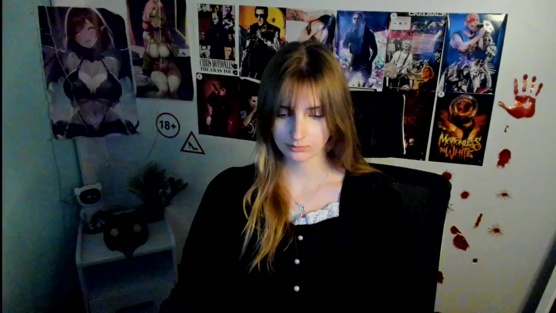 Gallery image thumbnail from Lisa_Star_'s myfreecams stream on, 11/02/2025, 15:51 image 2 of 20