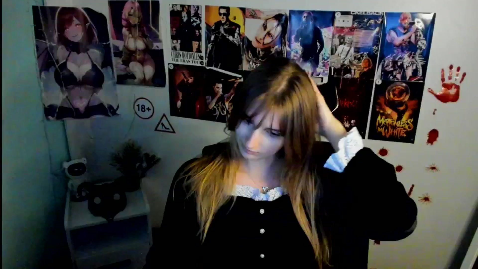 Gallery image thumbnail from Lisa_Star_'s myfreecams stream on, 11/02/2025, 17:17 image 20 of 20