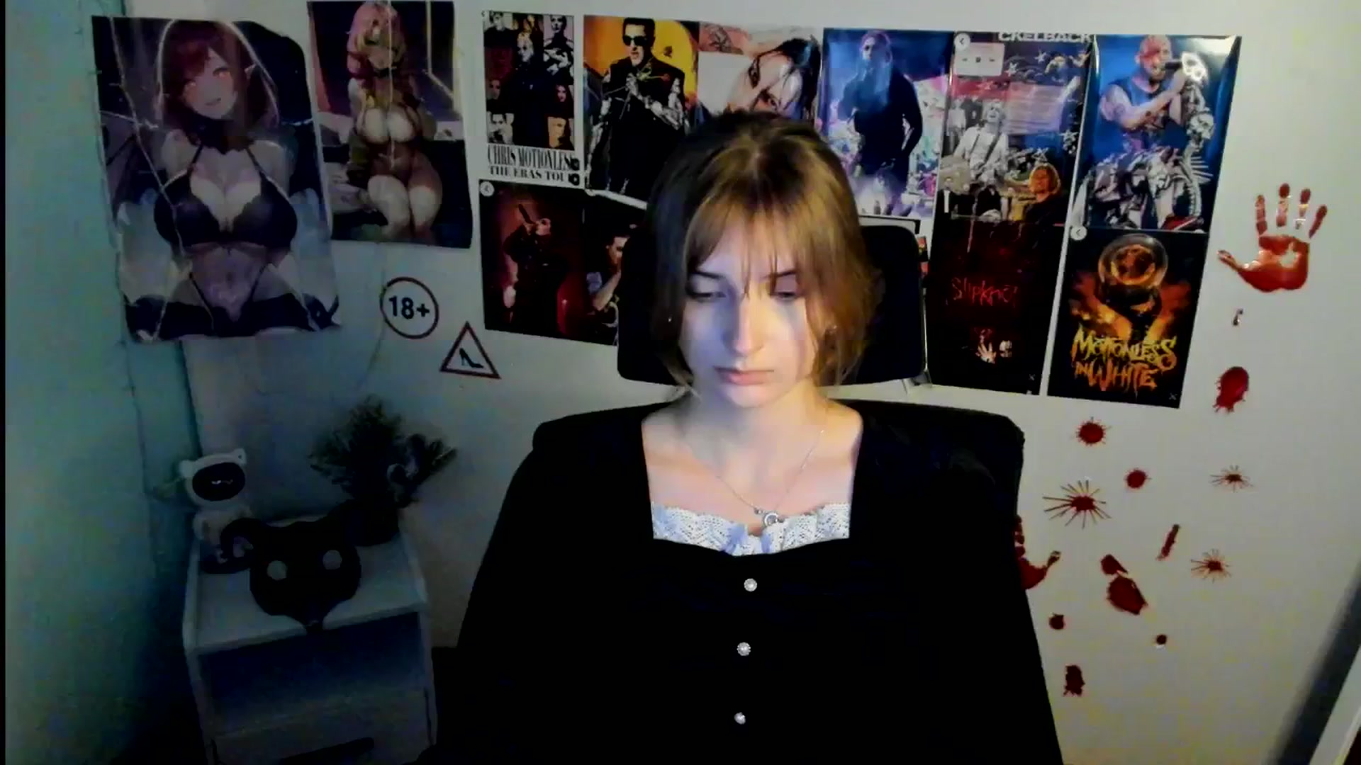 Gallery image thumbnail from Lisa_Star_'s myfreecams stream on, 11/02/2025, 17:17 image 3 of 20