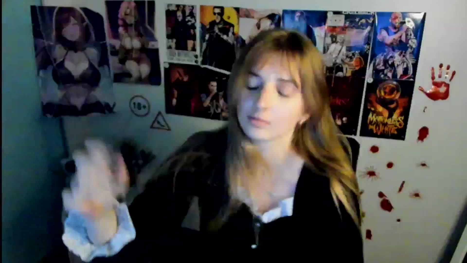 Gallery image thumbnail from Lisa_Star_'s myfreecams stream on, 11/02/2025, 17:36 image 10 of 20