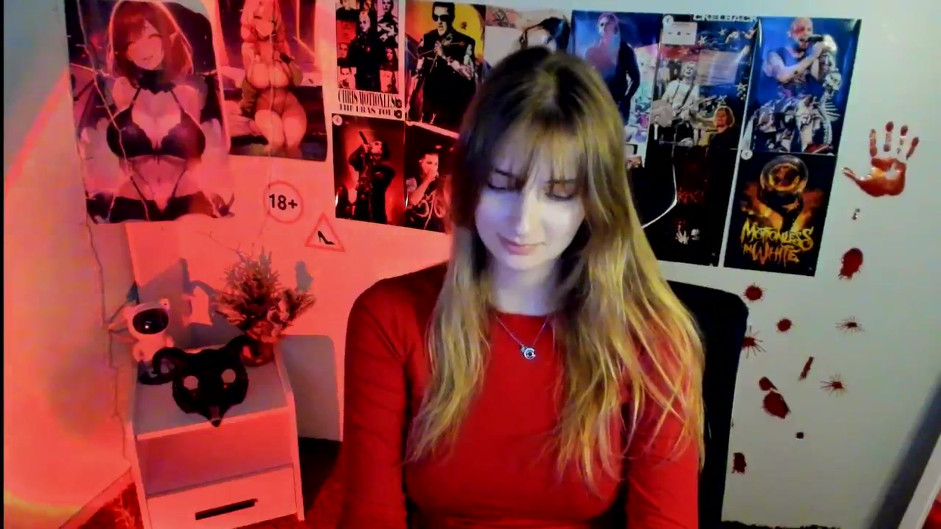 Gallery image thumbnail from Lisa_Star_'s myfreecams stream on, 11/03/2025, 15:31 image 17 of 20