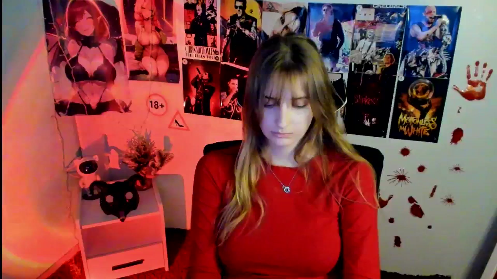 Gallery image thumbnail from Lisa_Star_'s myfreecams stream on, 11/03/2025, 16:19 image 8 of 20
