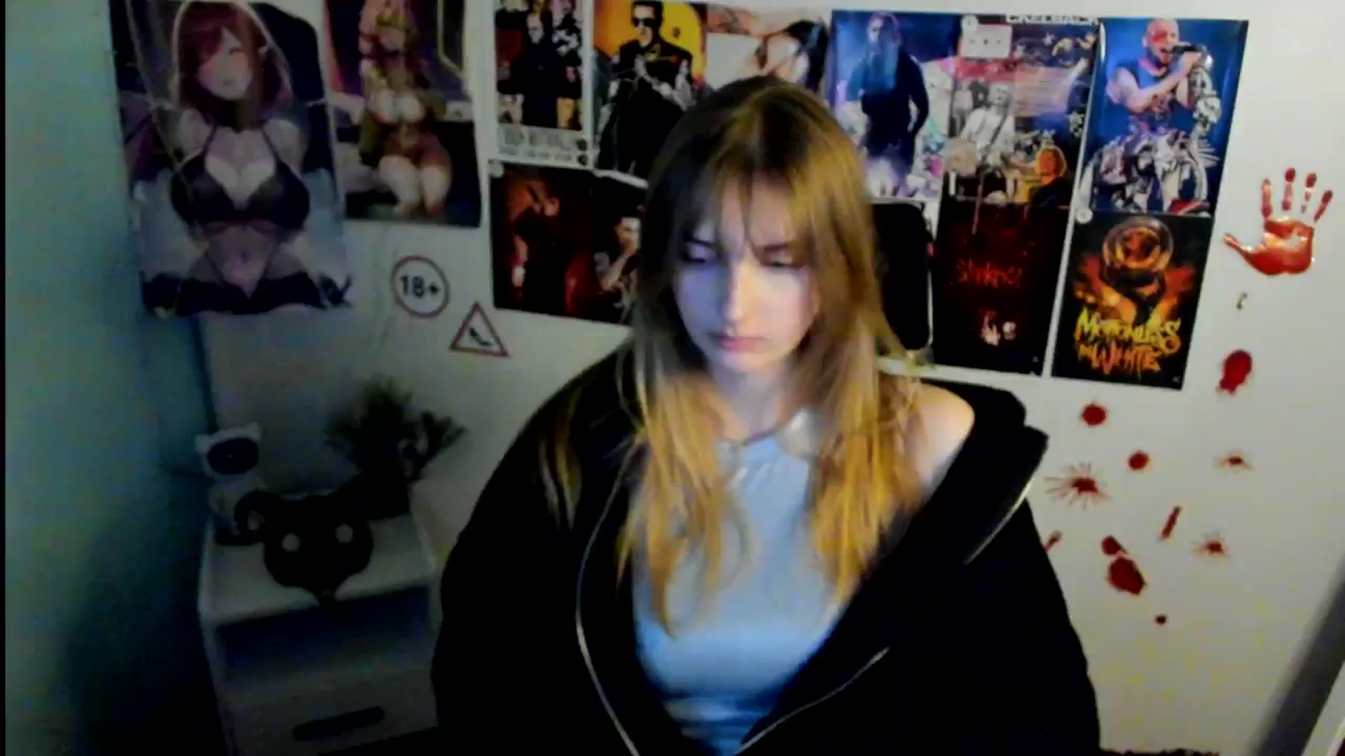 Gallery image thumbnail from Lisa_Star_'s myfreecams stream on, 11/04/2025, 15:12 image 16 of 20