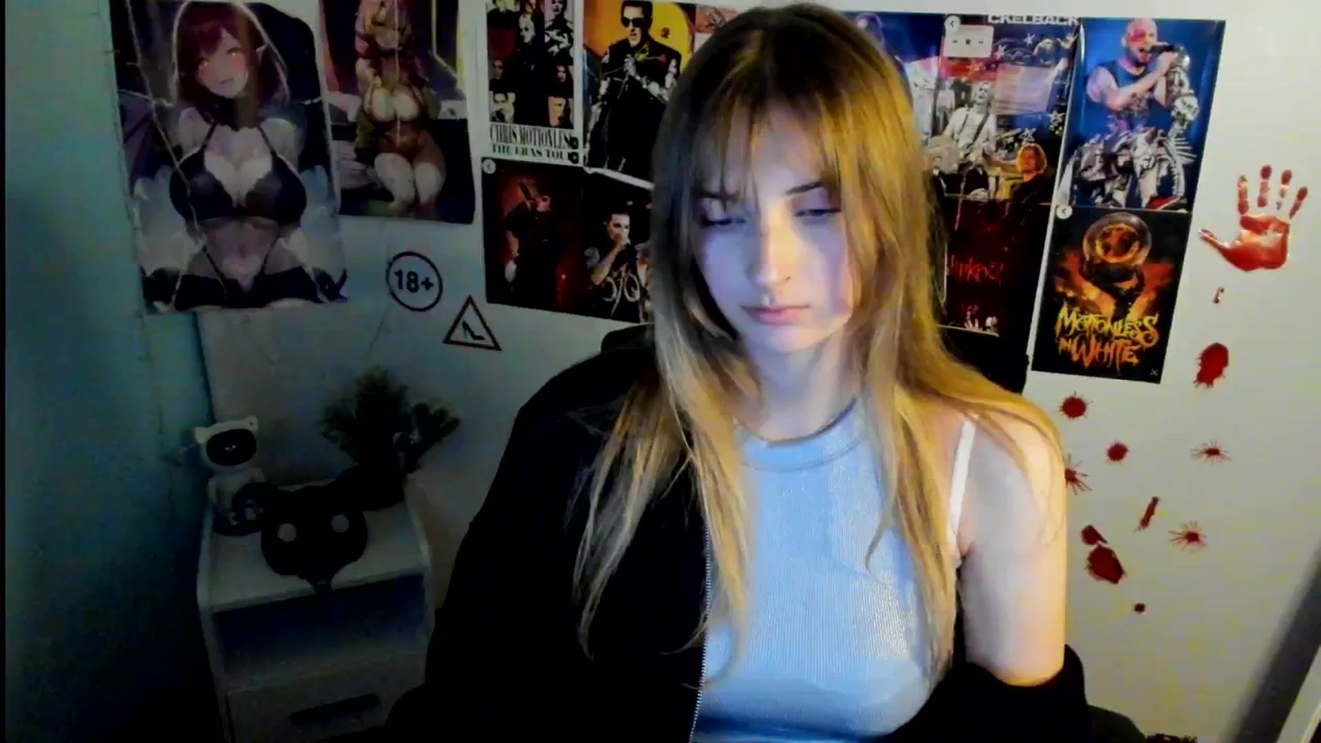 Gallery image thumbnail from Lisa_Star_'s myfreecams stream on, 11/04/2025, 15:12 image 2 of 20