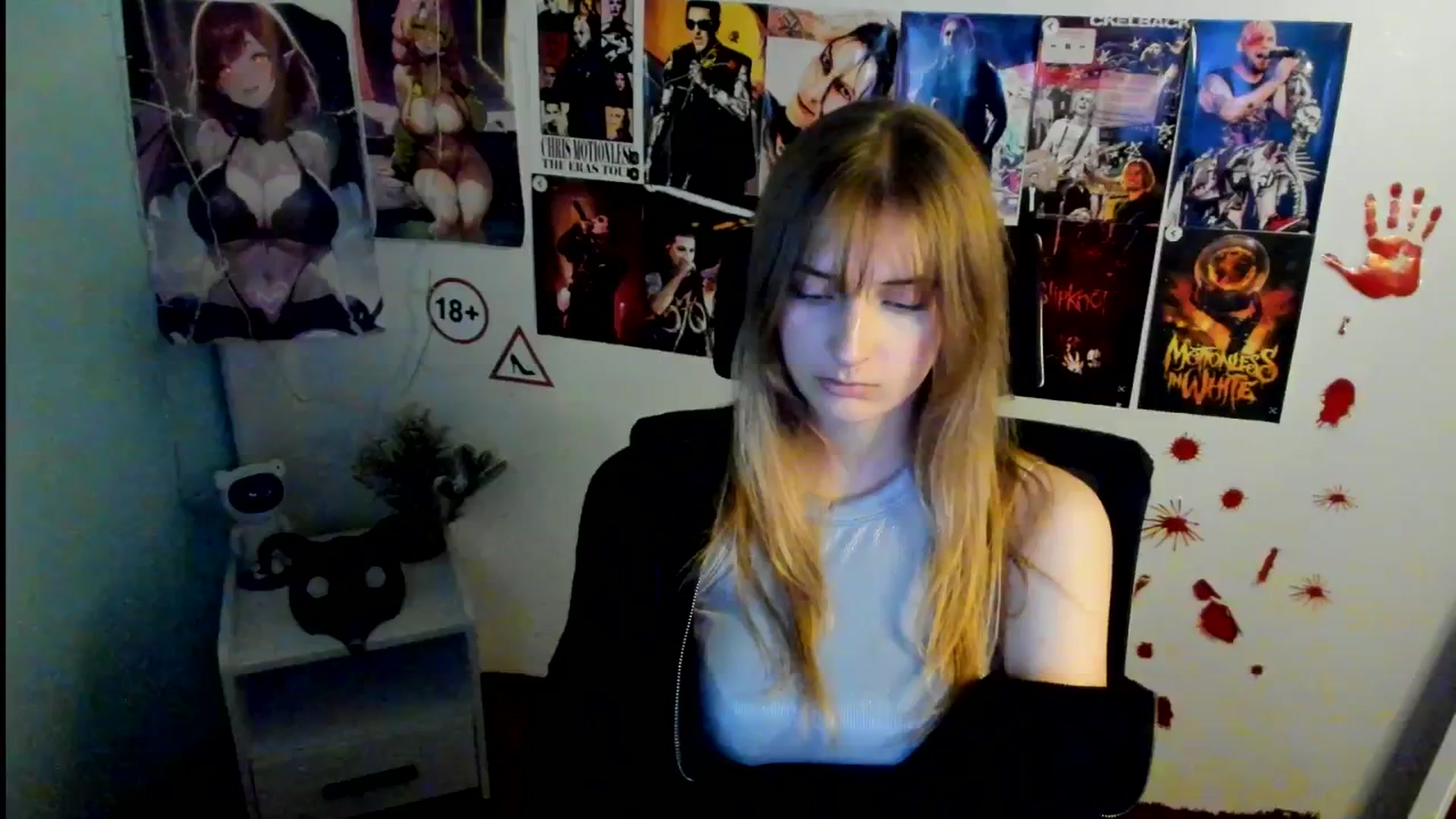 Gallery image thumbnail from Lisa_Star_'s myfreecams stream on, 11/04/2025, 15:12 image 7 of 20