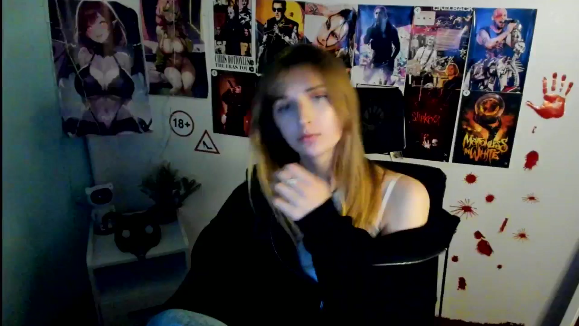 Gallery image thumbnail from Lisa_Star_'s myfreecams stream on, 11/04/2025, 15:12 image 20 of 20
