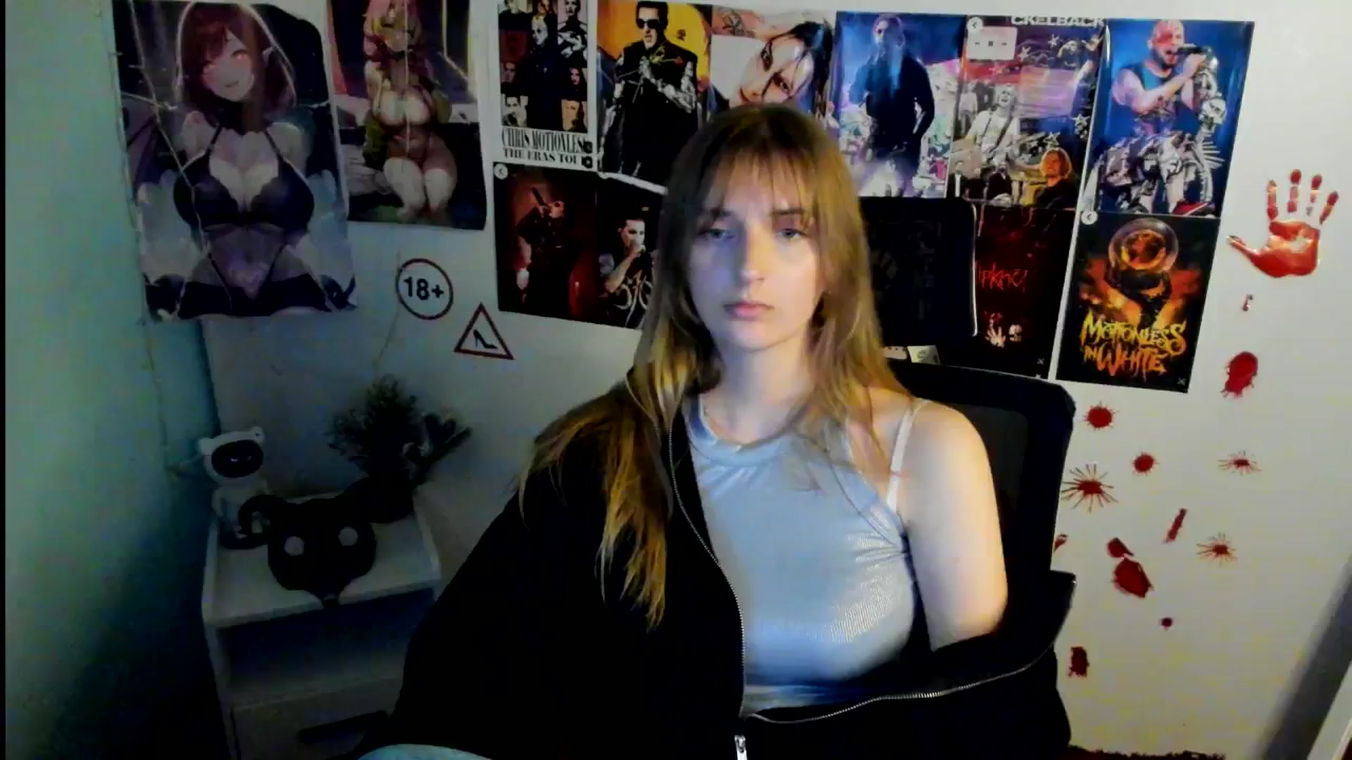 Gallery image thumbnail from Lisa_Star_'s myfreecams stream on, 11/04/2025, 16:10 image 11 of 20