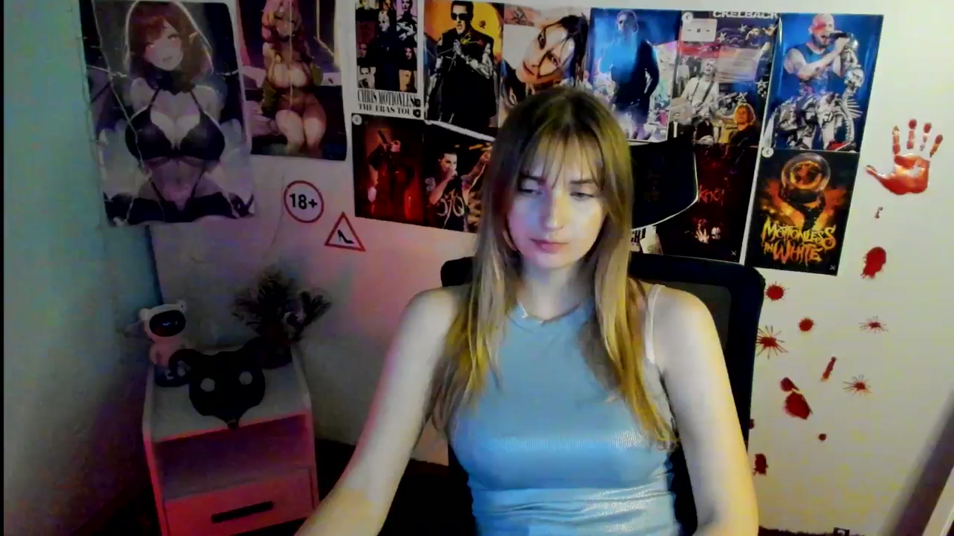 Gallery image thumbnail from Lisa_Star_'s myfreecams stream on, 11/04/2025, 17:28 image 4 of 20