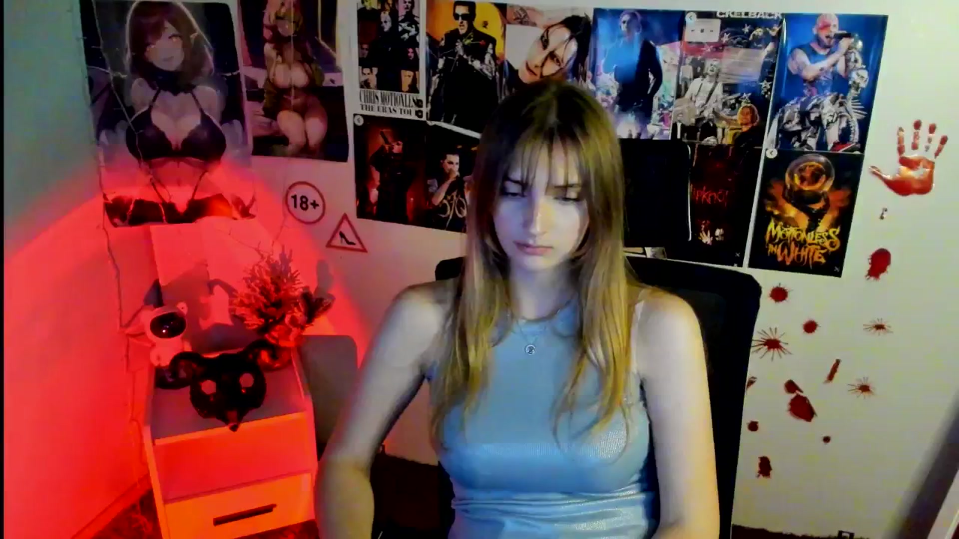 Gallery image thumbnail from Lisa_Star_'s myfreecams stream on, 11/04/2025, 17:28 image 15 of 20