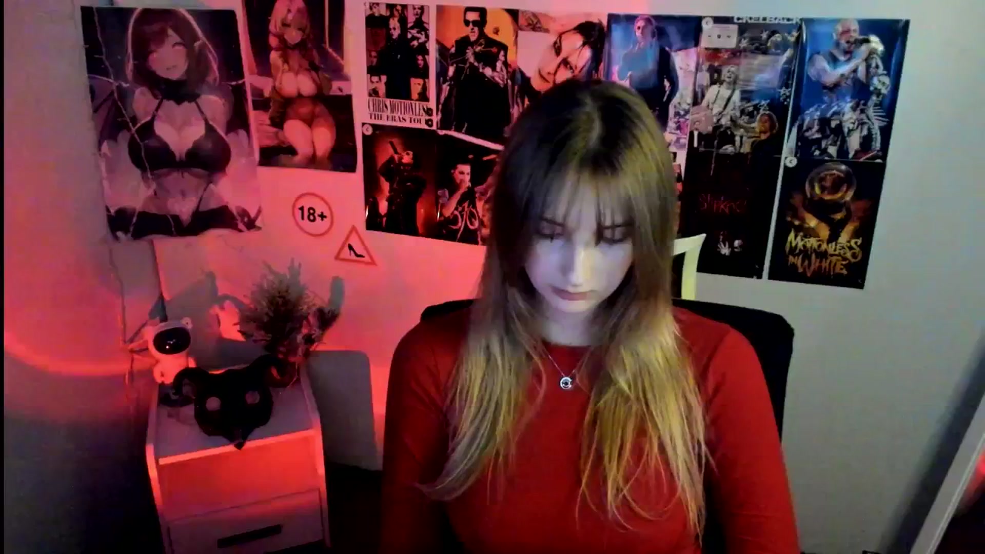 Gallery image thumbnail from Lisa_Star_'s myfreecams stream on, 11/06/2025, 13:45 image 9 of 20
