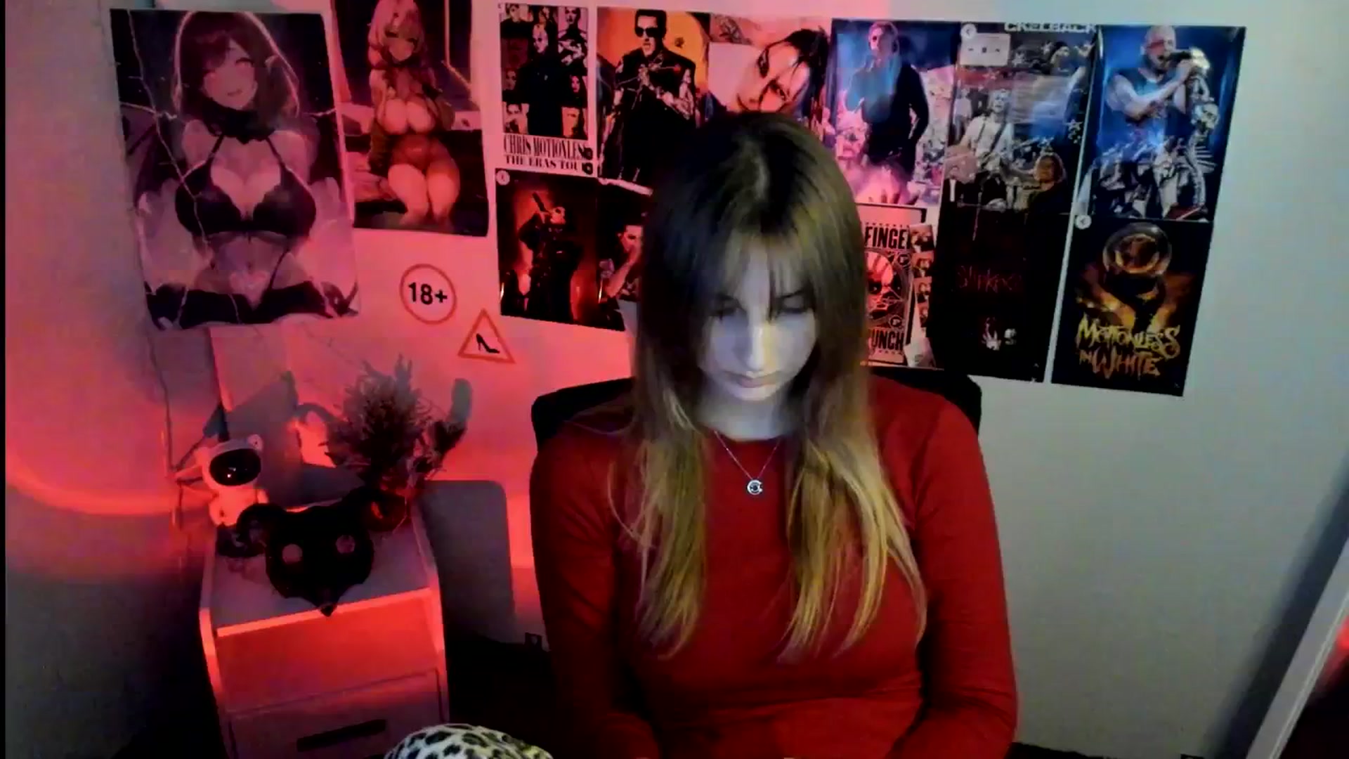Gallery image thumbnail from Lisa_Star_'s myfreecams stream on, 11/06/2025, 13:45 image 16 of 20