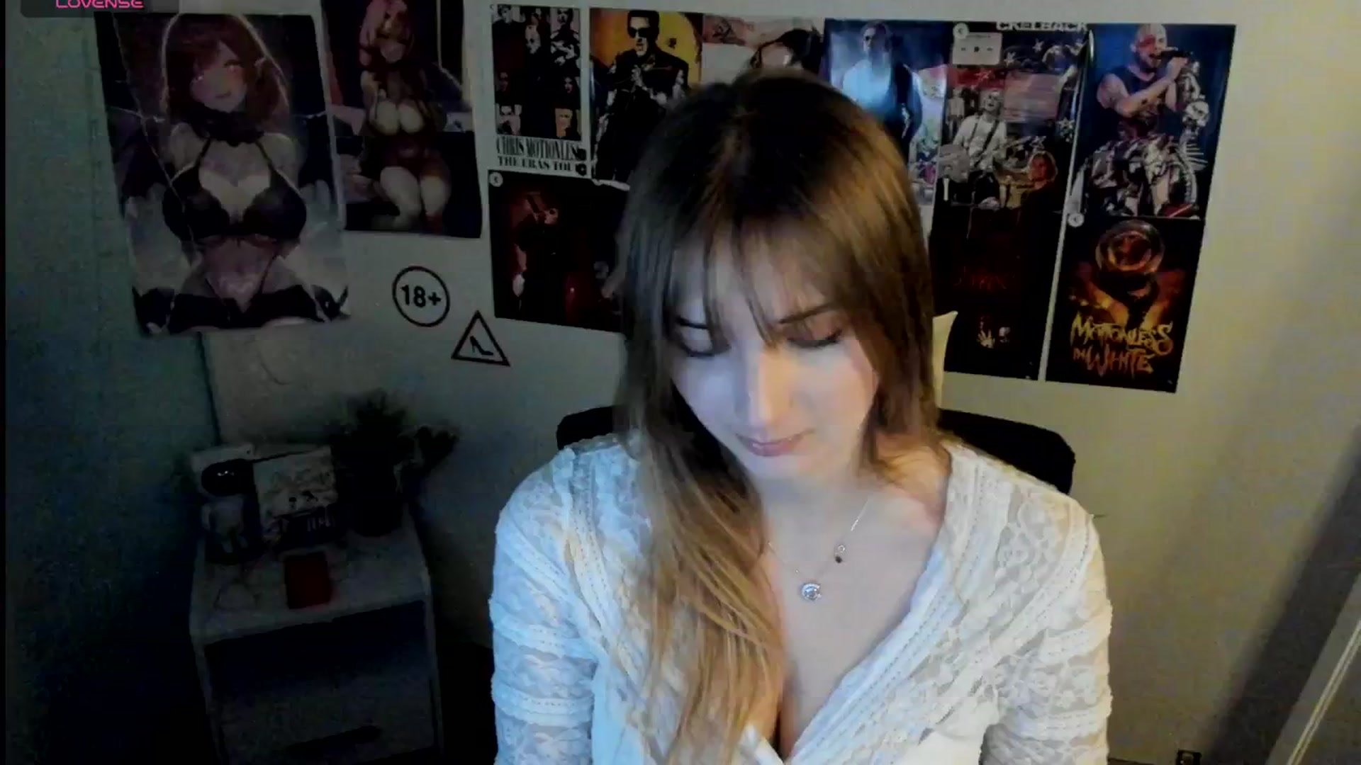 Gallery image thumbnail from Lisa_Star_'s myfreecams stream on, 11/11/2025, 16:03 image 9 of 20