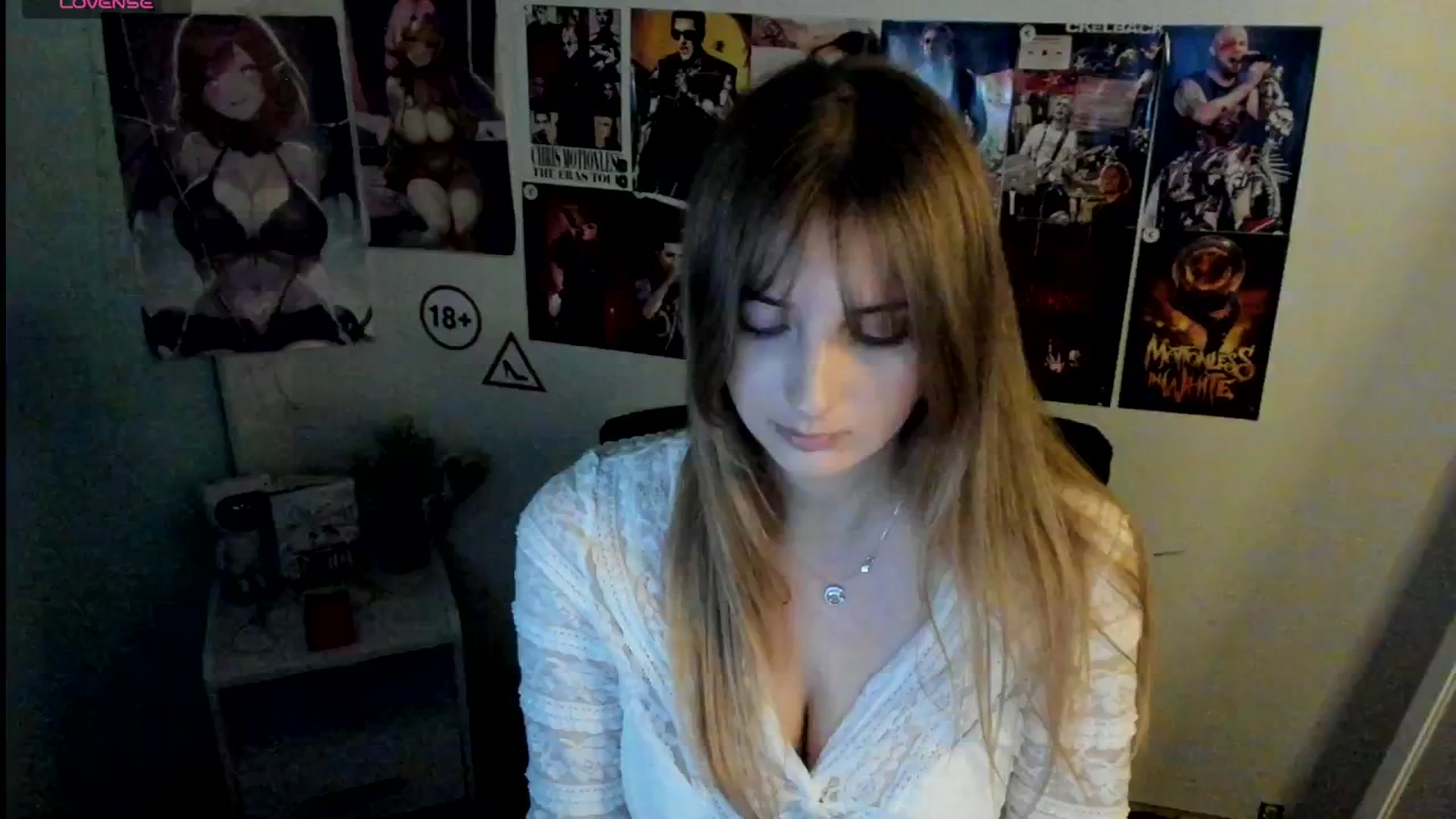 Gallery image thumbnail from Lisa_Star_'s myfreecams stream on, 11/11/2025, 16:03 image 10 of 20