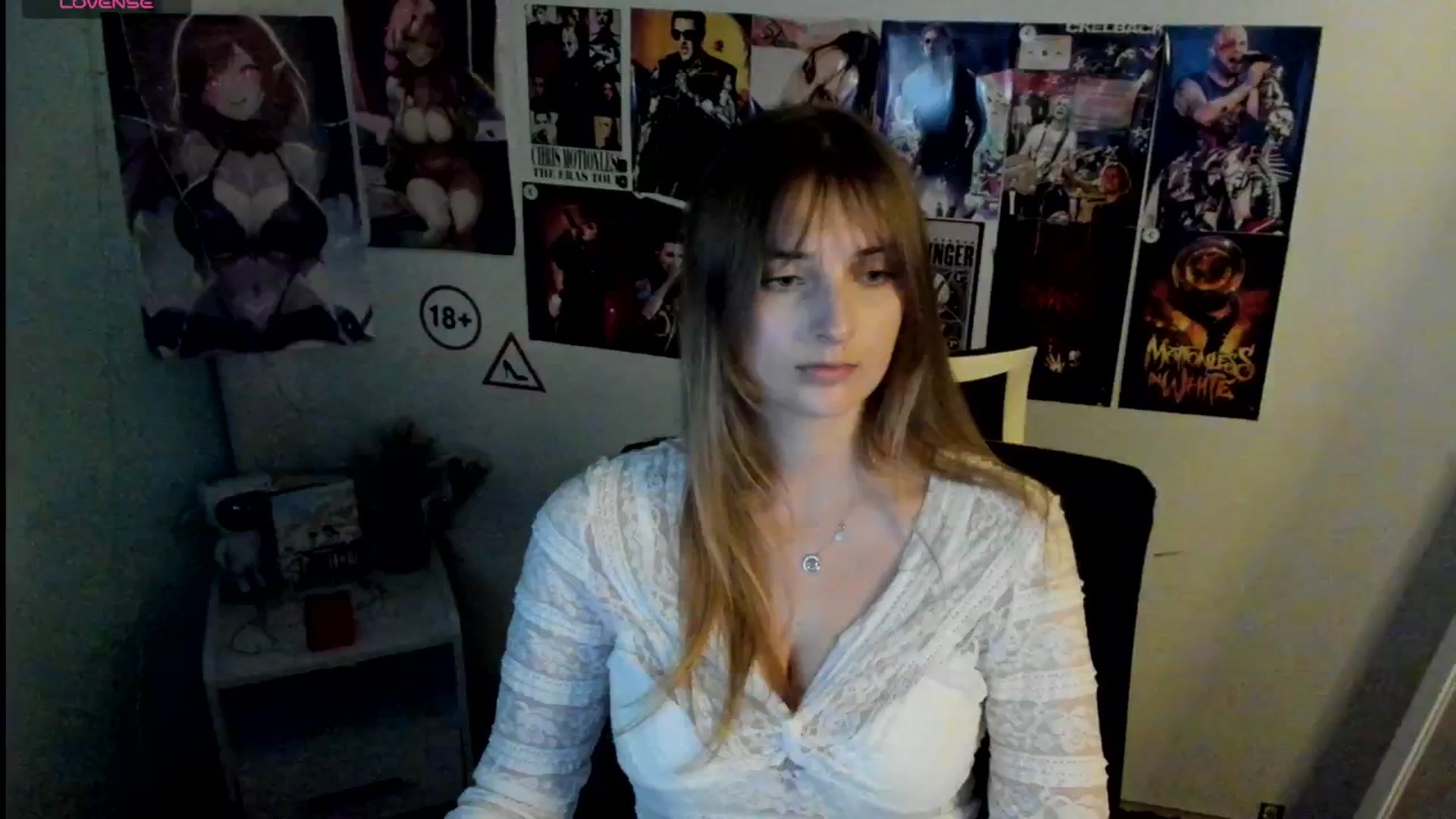 Gallery image thumbnail from Lisa_Star_'s myfreecams stream on, 11/11/2025, 16:03 image 17 of 20