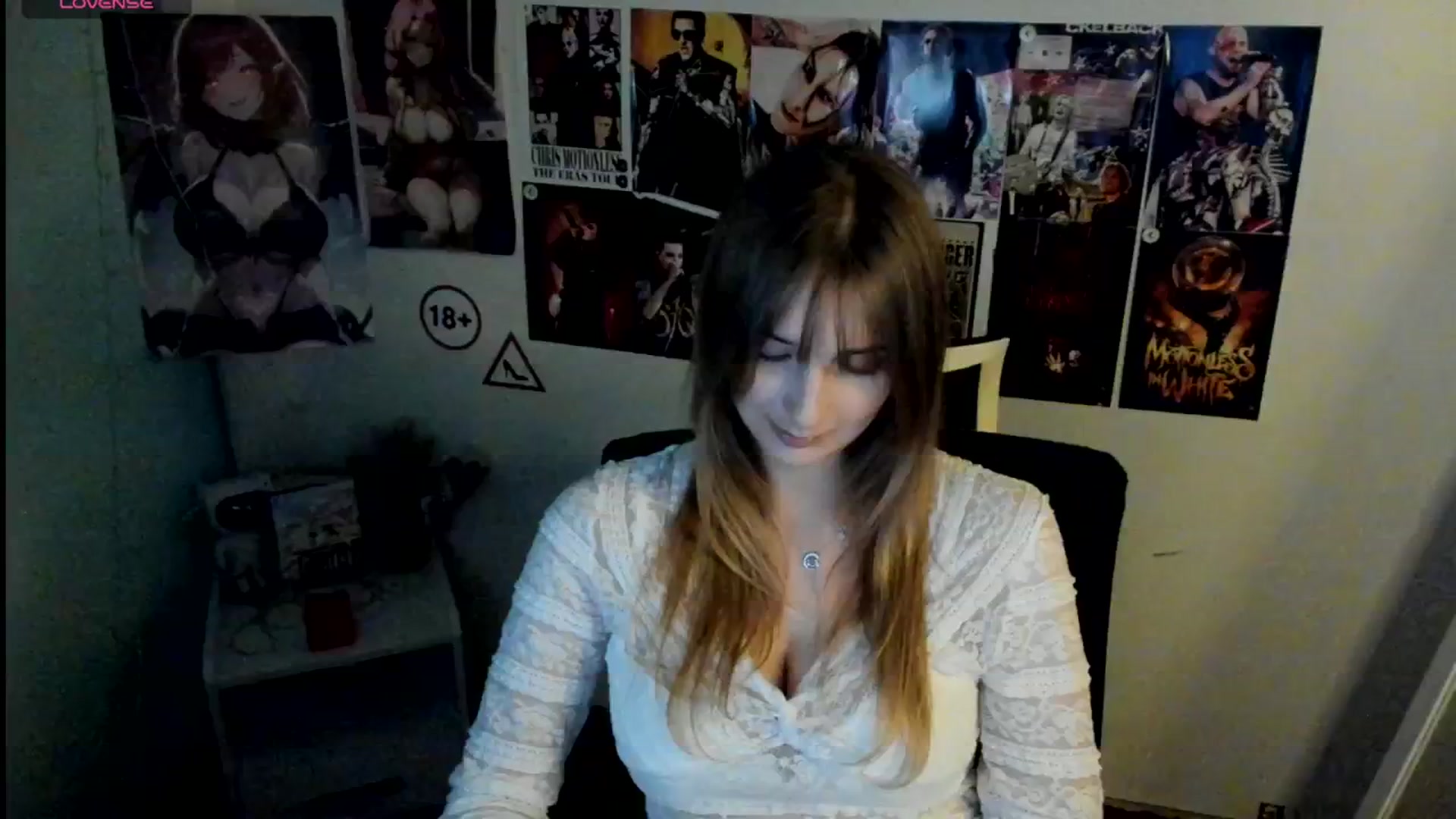 Gallery image thumbnail from Lisa_Star_'s myfreecams stream on, 11/11/2025, 16:03 image 8 of 20