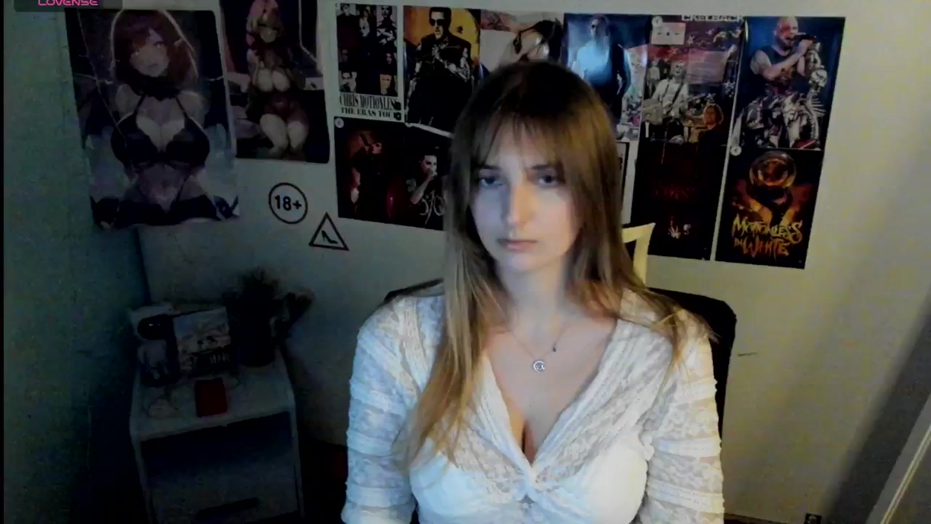 Gallery image thumbnail from Lisa_Star_'s myfreecams stream on, 11/11/2025, 16:03 image 13 of 20
