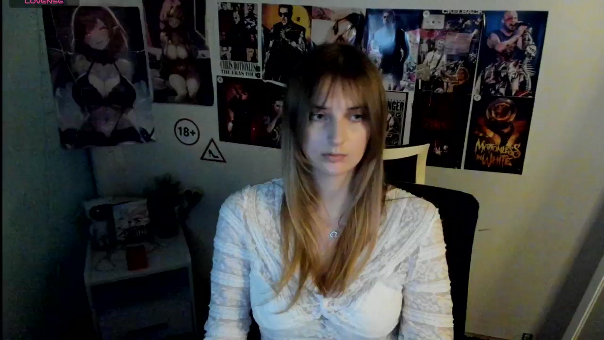 Gallery image thumbnail from Lisa_Star_'s myfreecams stream on, 11/11/2025, 16:03 image 18 of 20