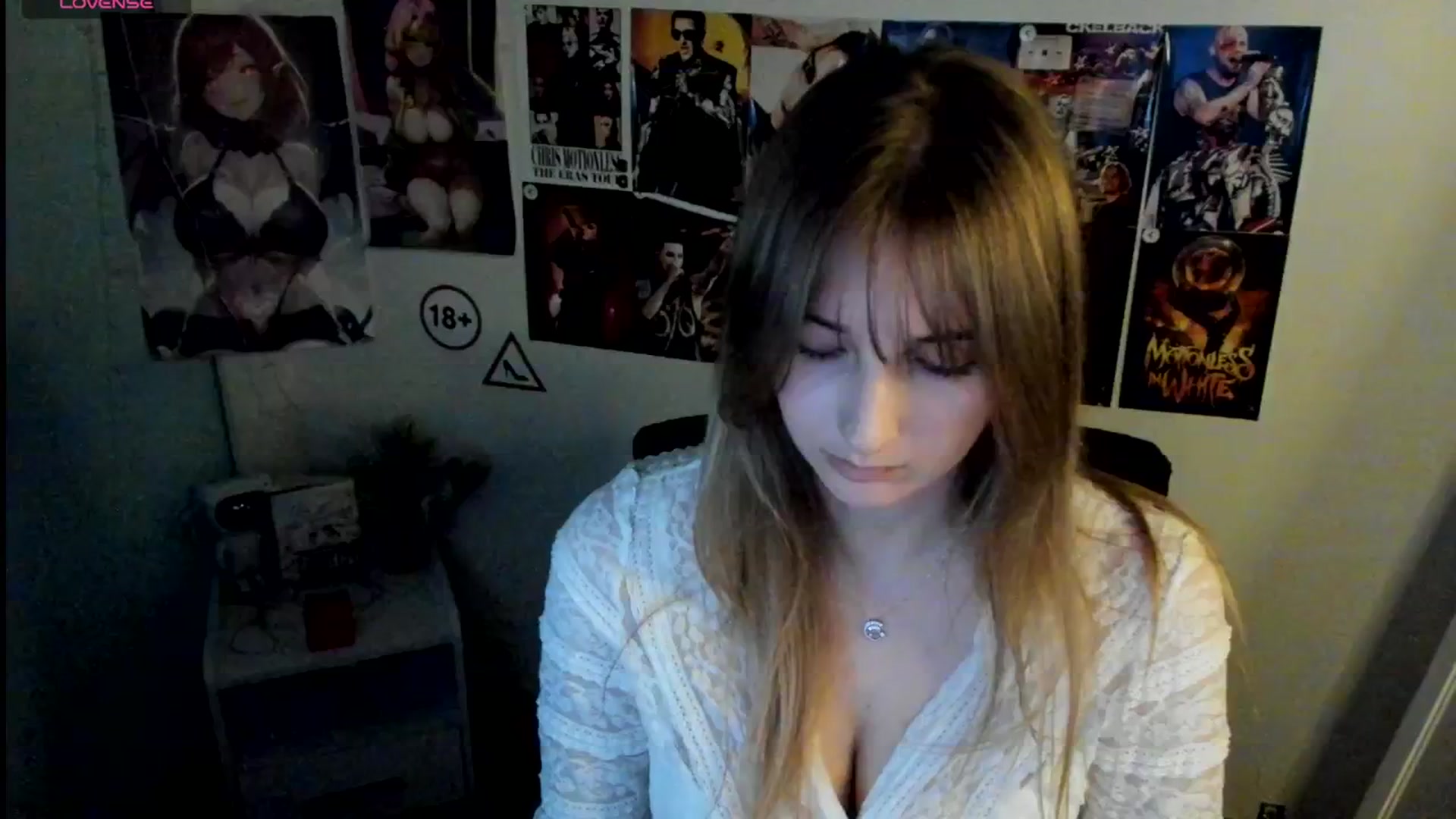 Gallery image thumbnail from Lisa_Star_'s myfreecams stream on, 11/11/2025, 18:04 image 7 of 20