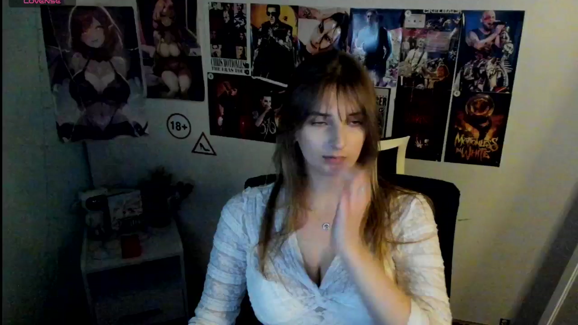 Gallery image thumbnail from Lisa_Star_'s myfreecams stream on, 11/11/2025, 18:04 image 13 of 20