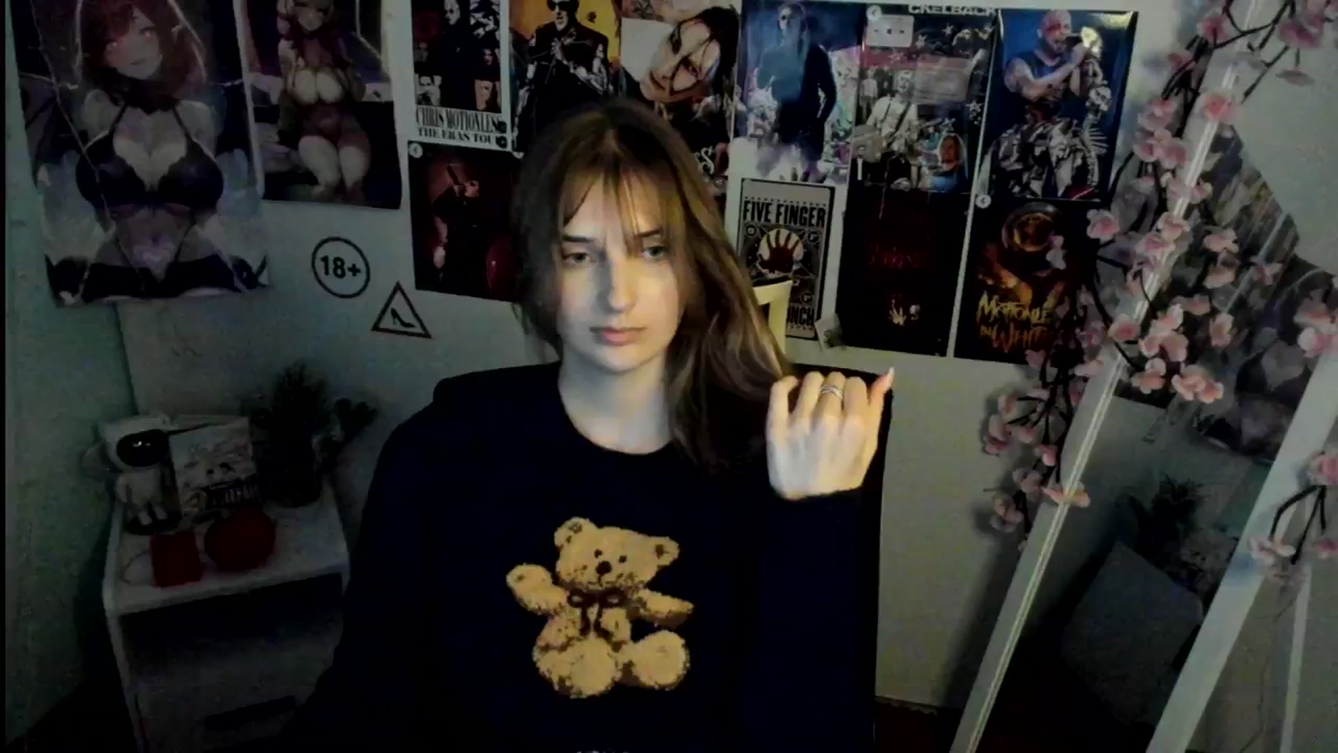 Gallery image thumbnail from Lisa_Star_'s myfreecams stream on, 11/12/2025, 16:45 image 13 of 20