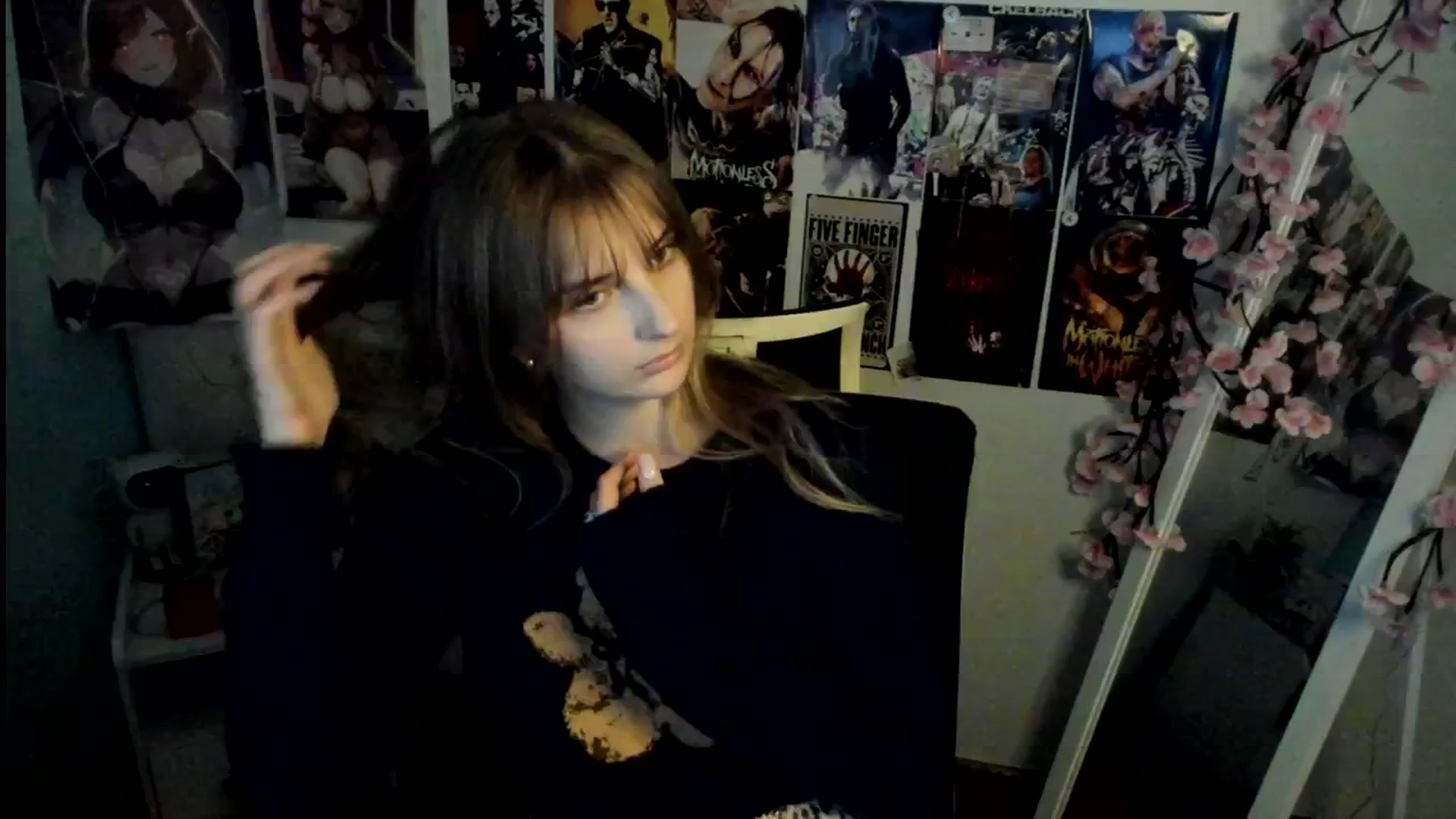 Gallery image thumbnail from Lisa_Star_'s myfreecams stream on, 11/12/2025, 16:45 image 7 of 20