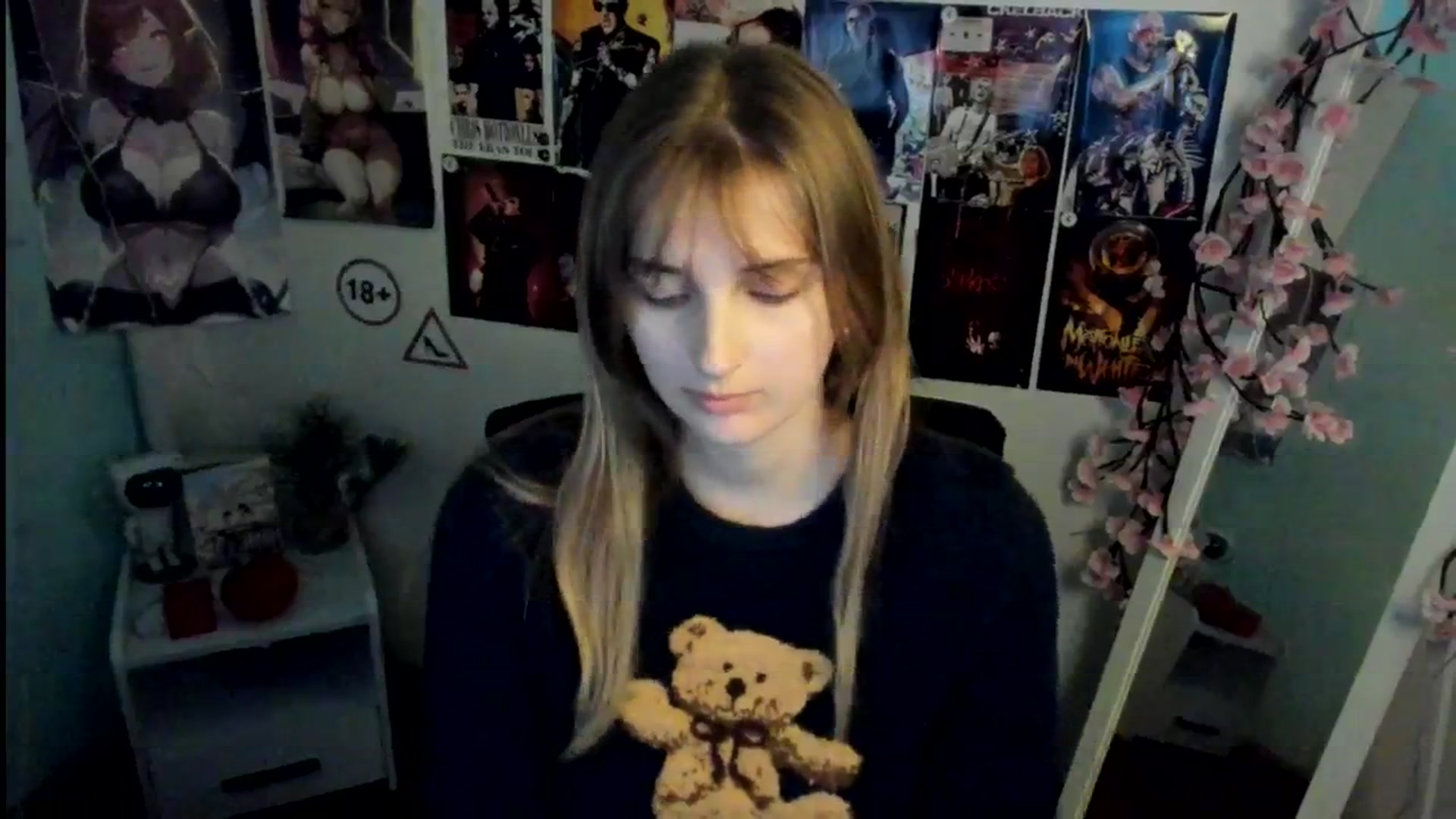Gallery image thumbnail from Lisa_Star_'s myfreecams stream on, 11/12/2025, 17:36 image 11 of 20